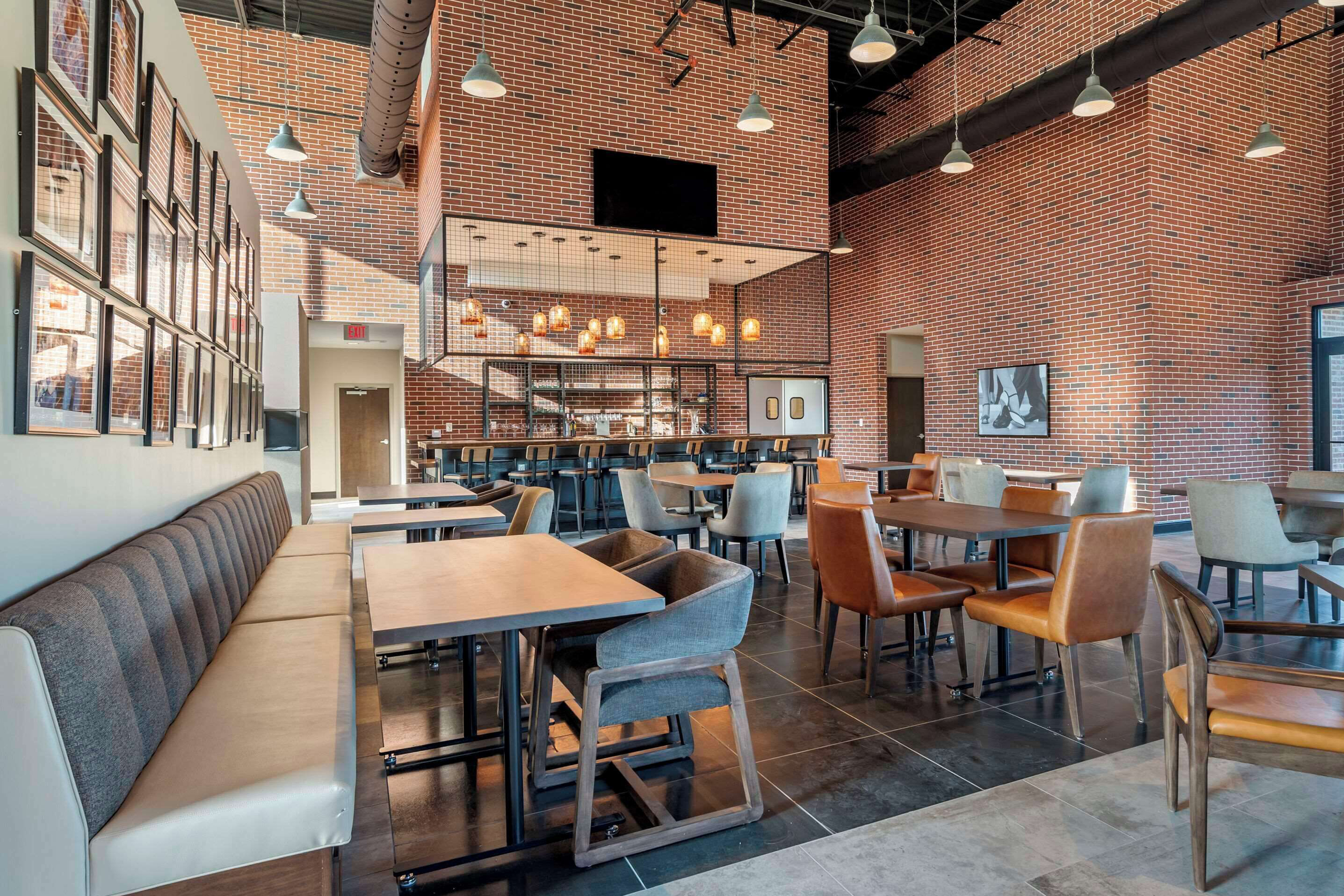 Lyric Hotel West End, Trademark Collection by Wyndham restaurant in Cleveland, Mississippi