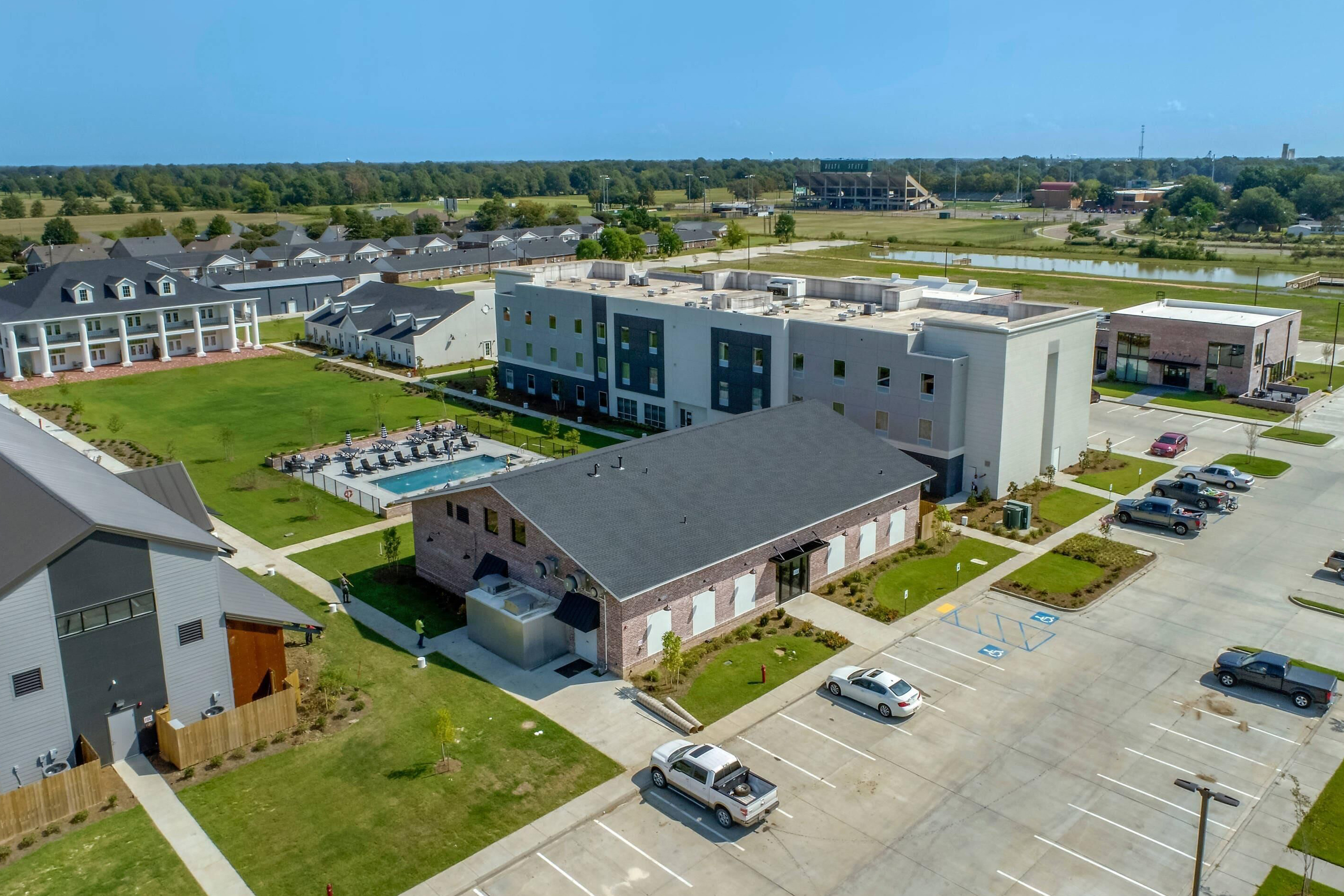 Exterior of Lyric Hotel West End, Trademark Collection by Wyndham hotel in Cleveland, Mississippi