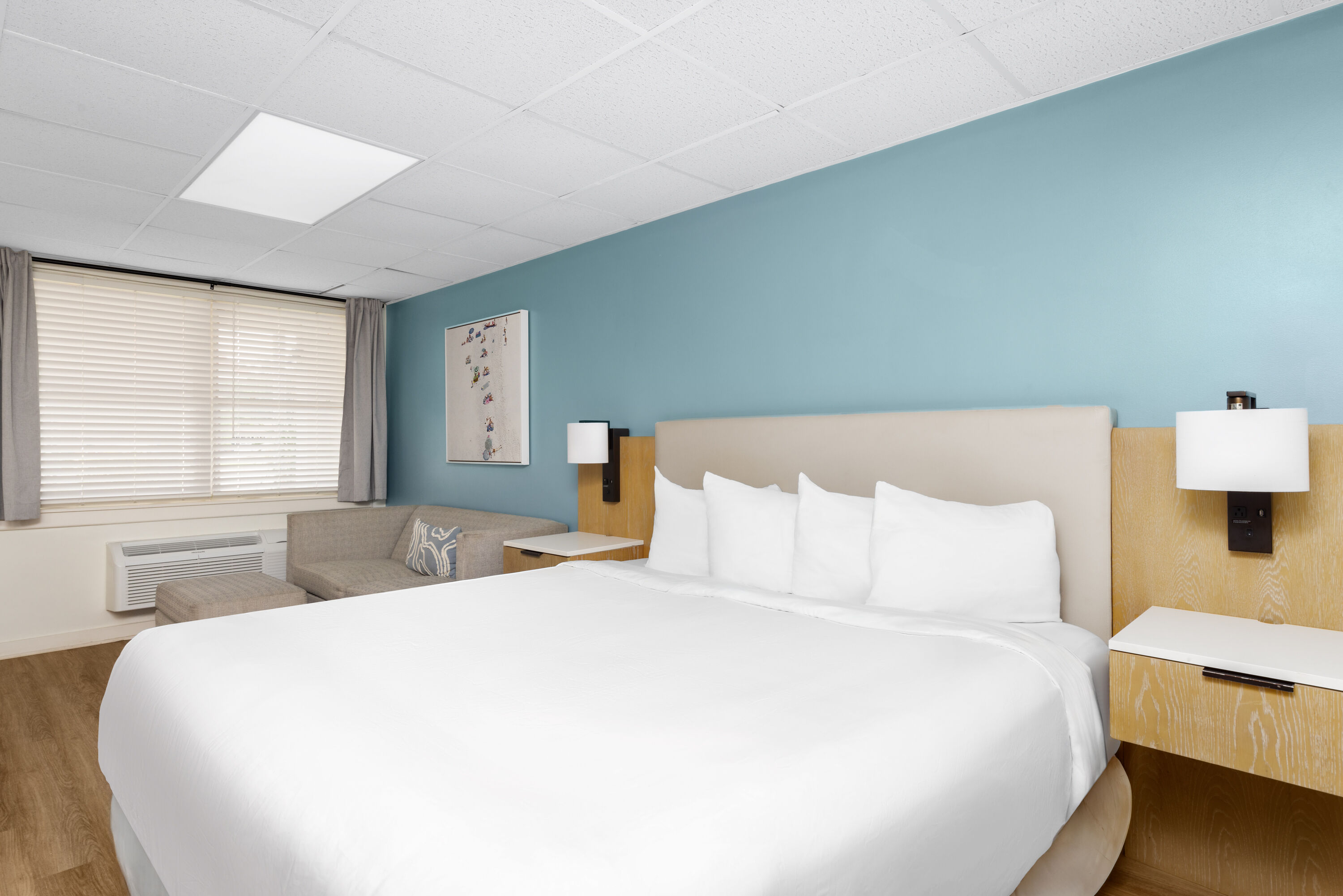 Guest room at the Hotel Manteo, Trademark Collection by Wyndham in Manteo, North Carolina