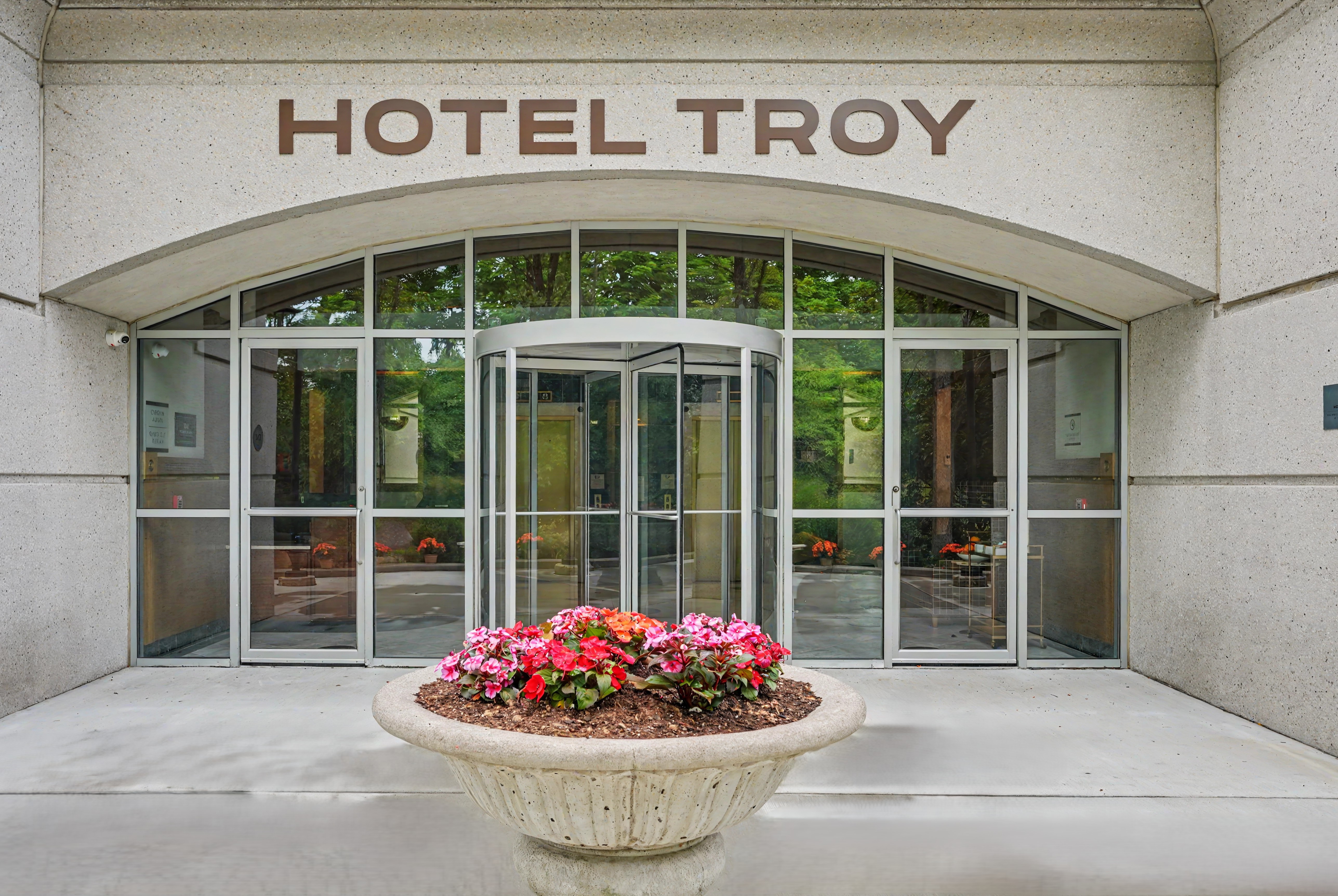 Exterior of Hotel Troy, Trademark Collection by Wyndham hotel in Parsippany, New Jersey