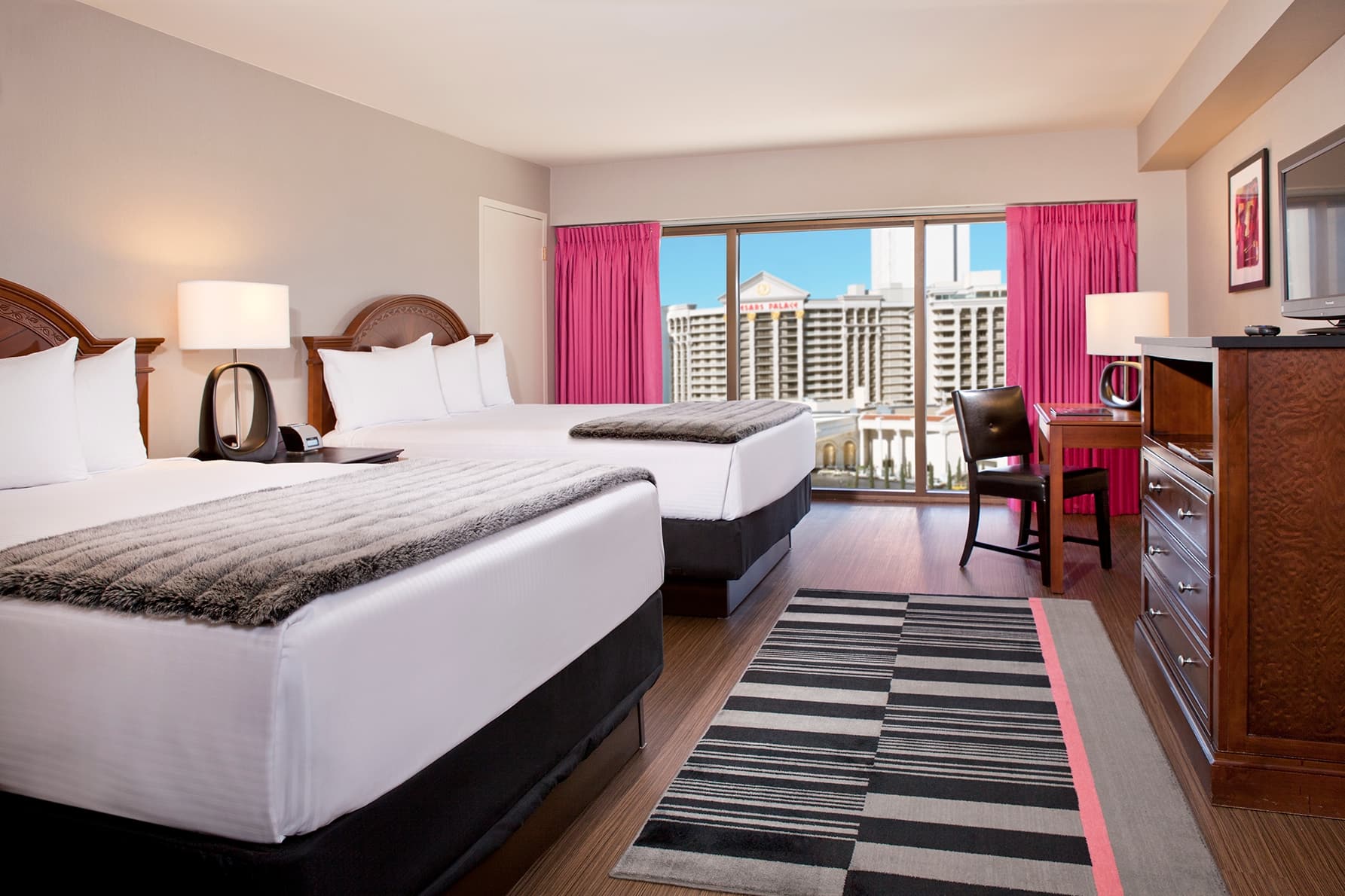 Double bed guest room at the Flamingo Las Vegas, Trademark Collection by Wyndham in Las Vegas, Nevada