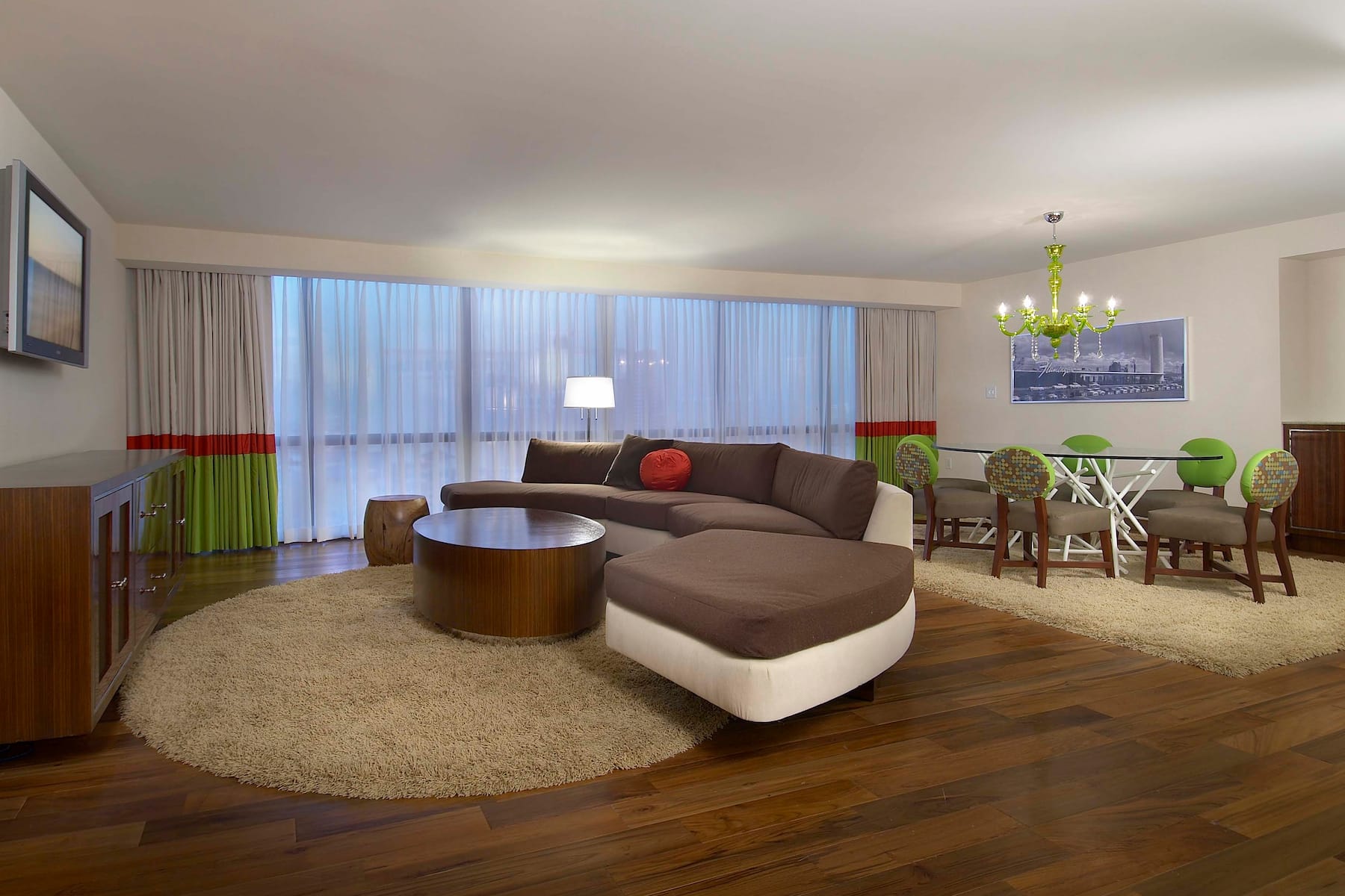 Guest room at the Flamingo Las Vegas, Trademark Collection by Wyndham in Las Vegas, Nevada