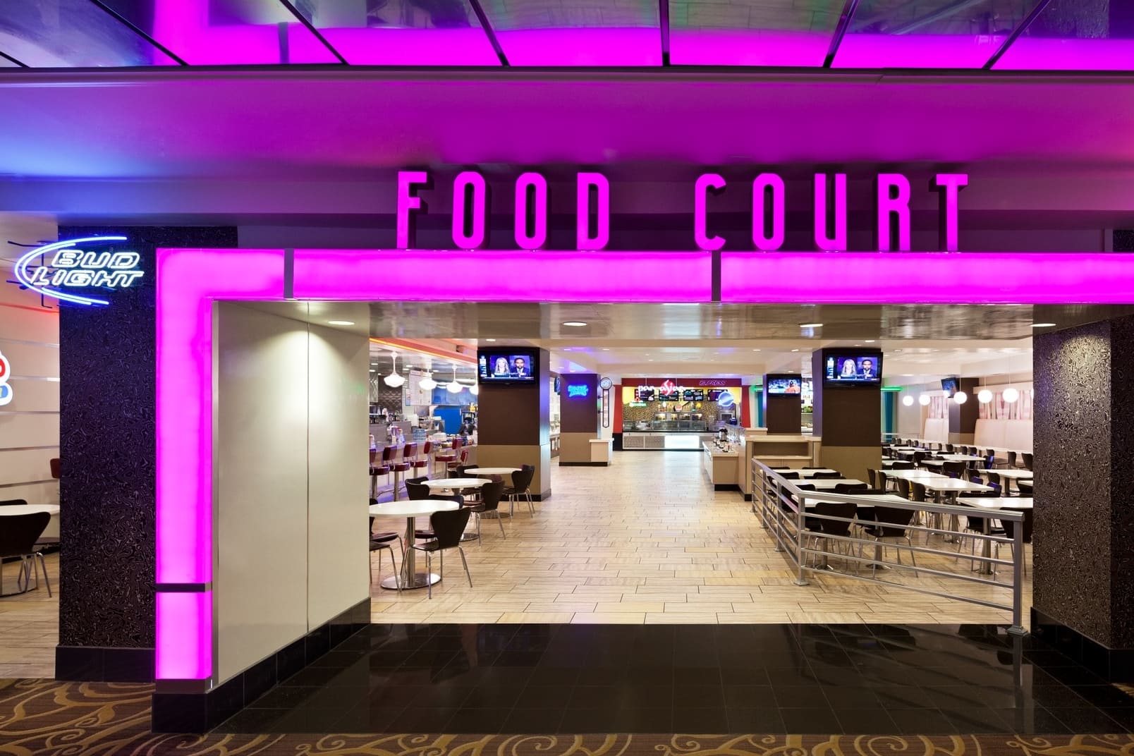 Flamingo Las Vegas, Trademark Collection by Wyndham restaurant bar in Las Vegas, Nevada