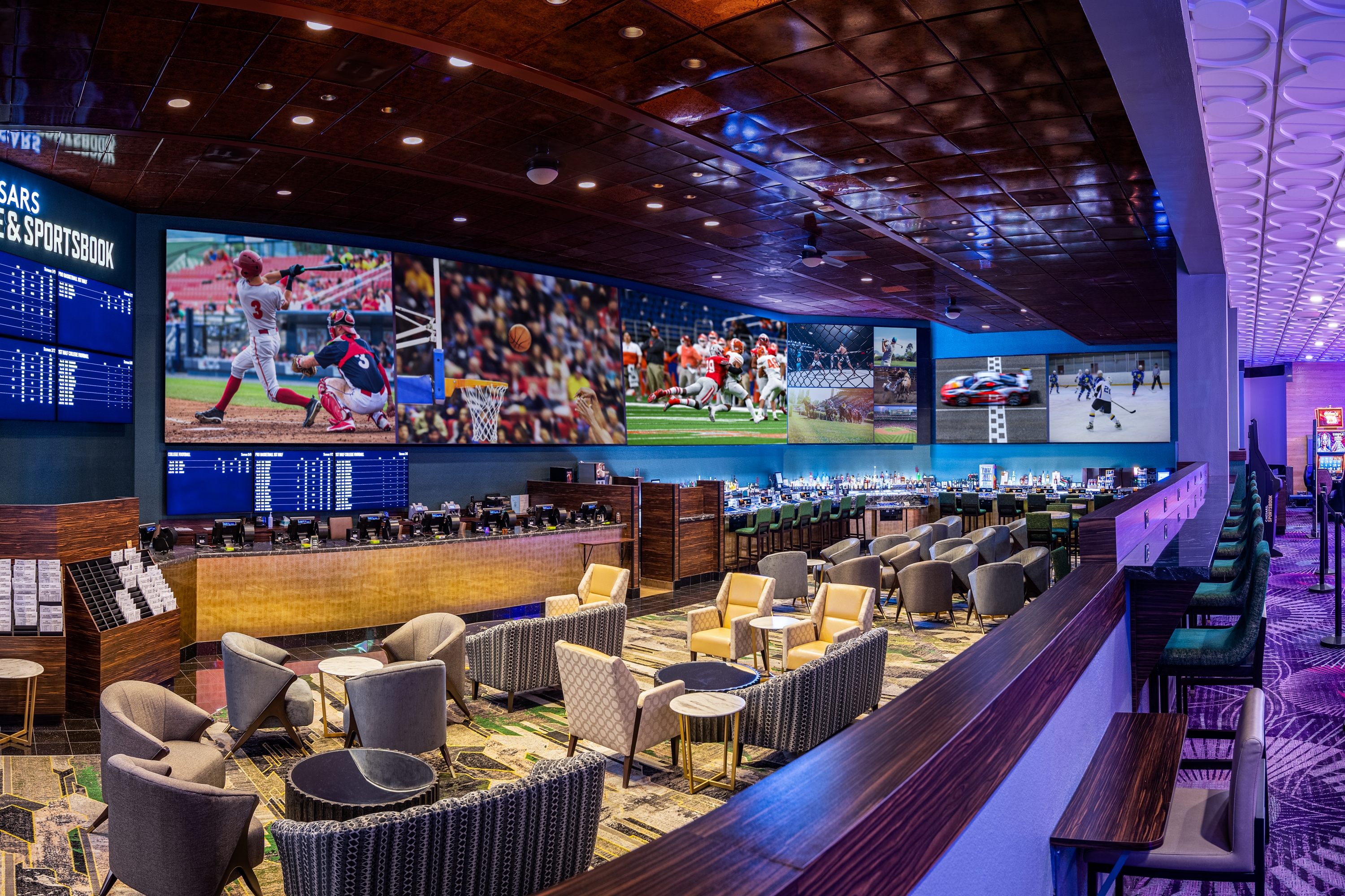 Bar at Harrah's Las Vegas, Trademark Collection by Wyndham in Las Vegas, Nevada