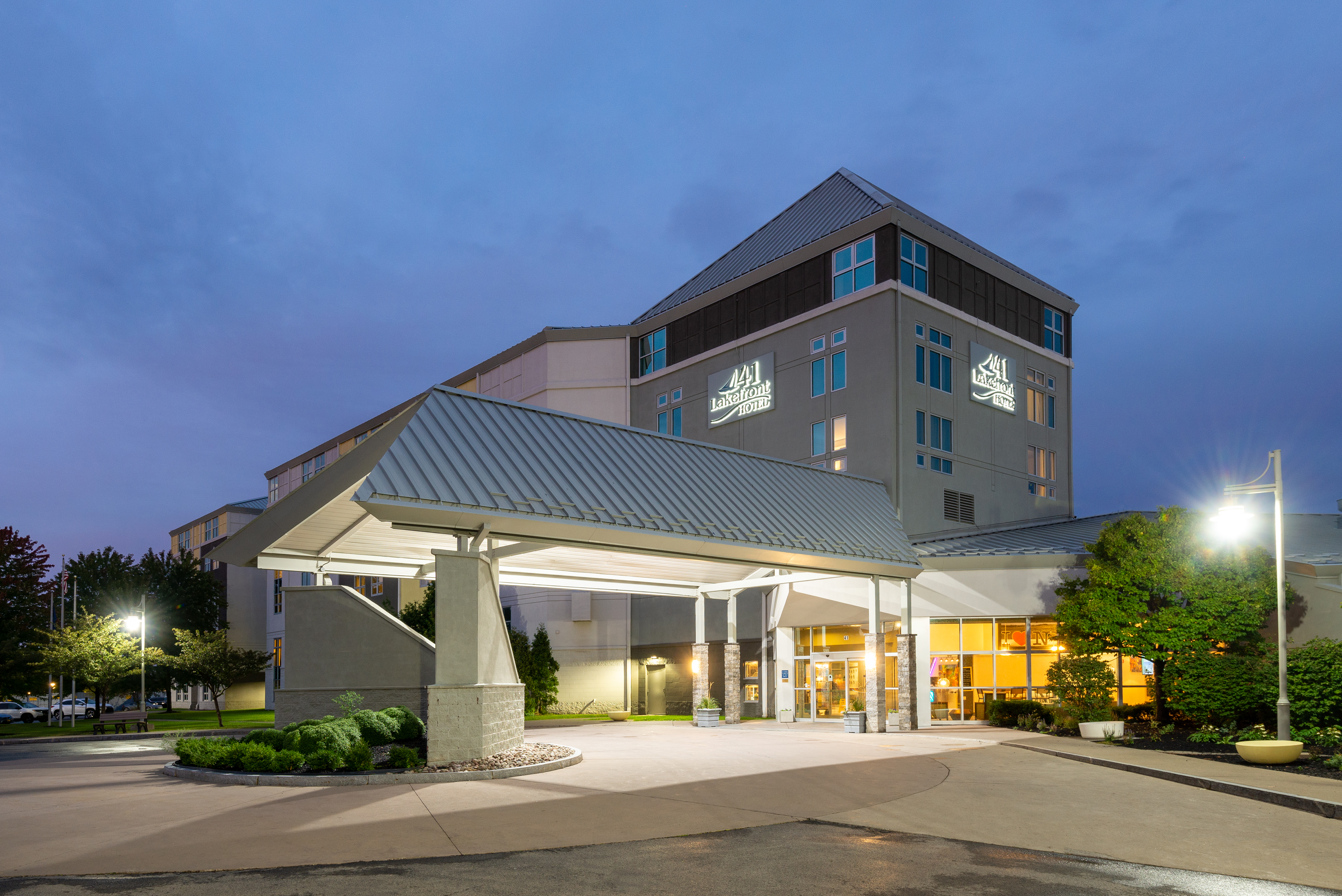 Exterior Dusk Image of 41 Lakefront Hotel, Trademark Collection By Wyndham hotel in Geneva, New York