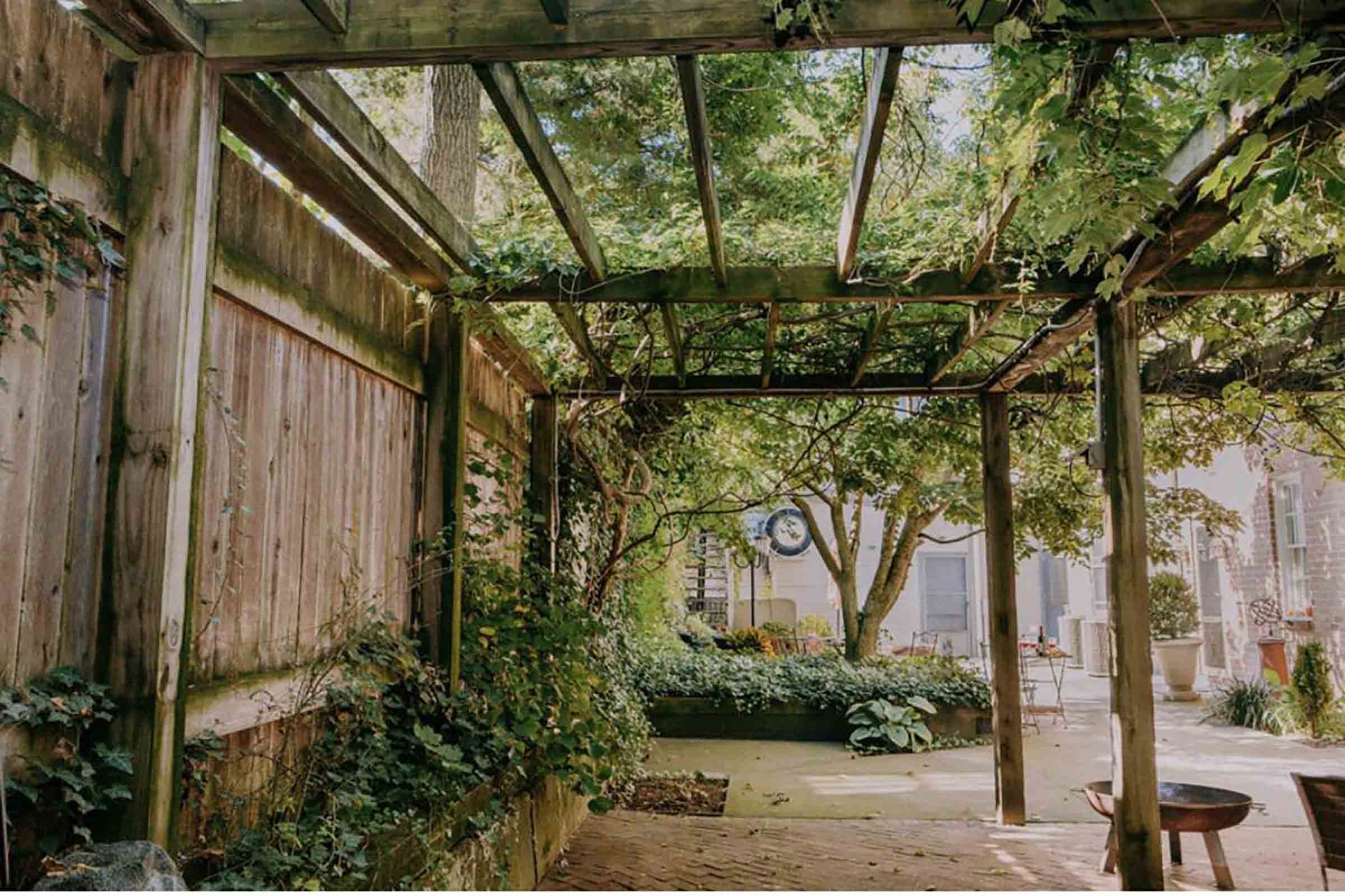 Exterior of James Buchanan Hotel, Trademark Collection by Wyndham hotel in Mercersburg, Pennsylvania