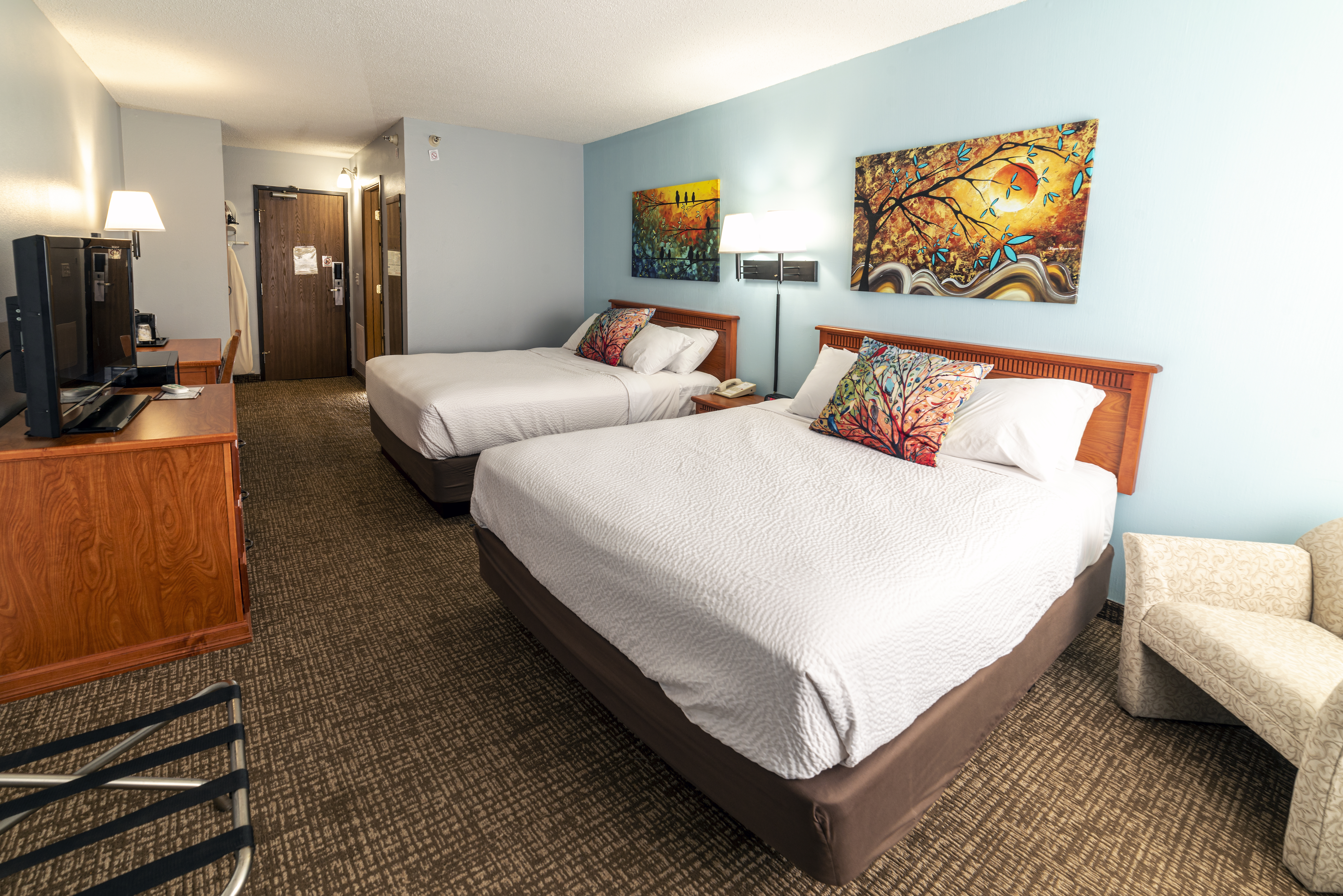 Guest room at the Deadwood Gulch Resort, Trademark Collection by Wyndham in Deadwood, South Dakota