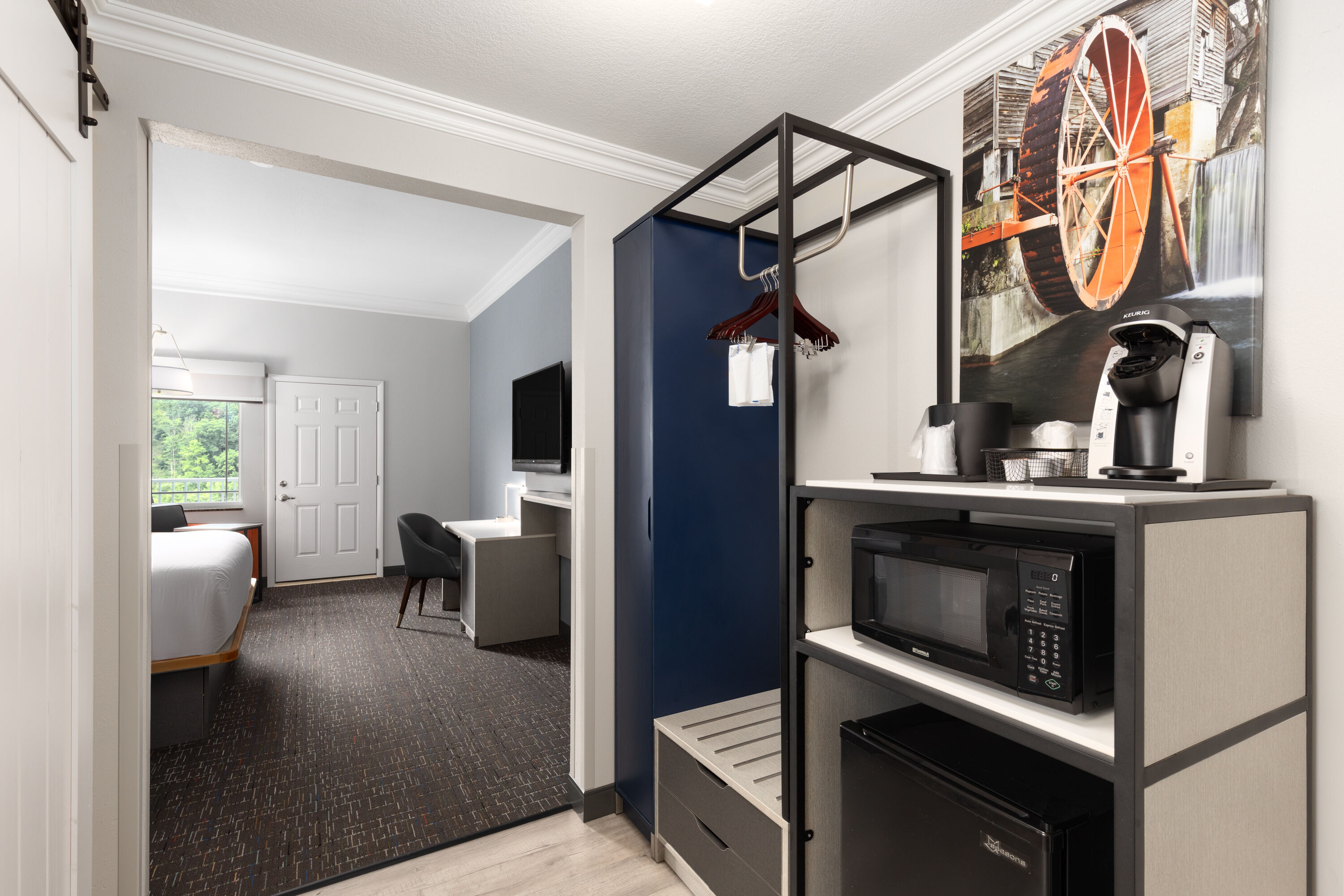 Guest room at the The Walden, Trademark Collection By Wyndham in Pigeon Forge, Tennessee