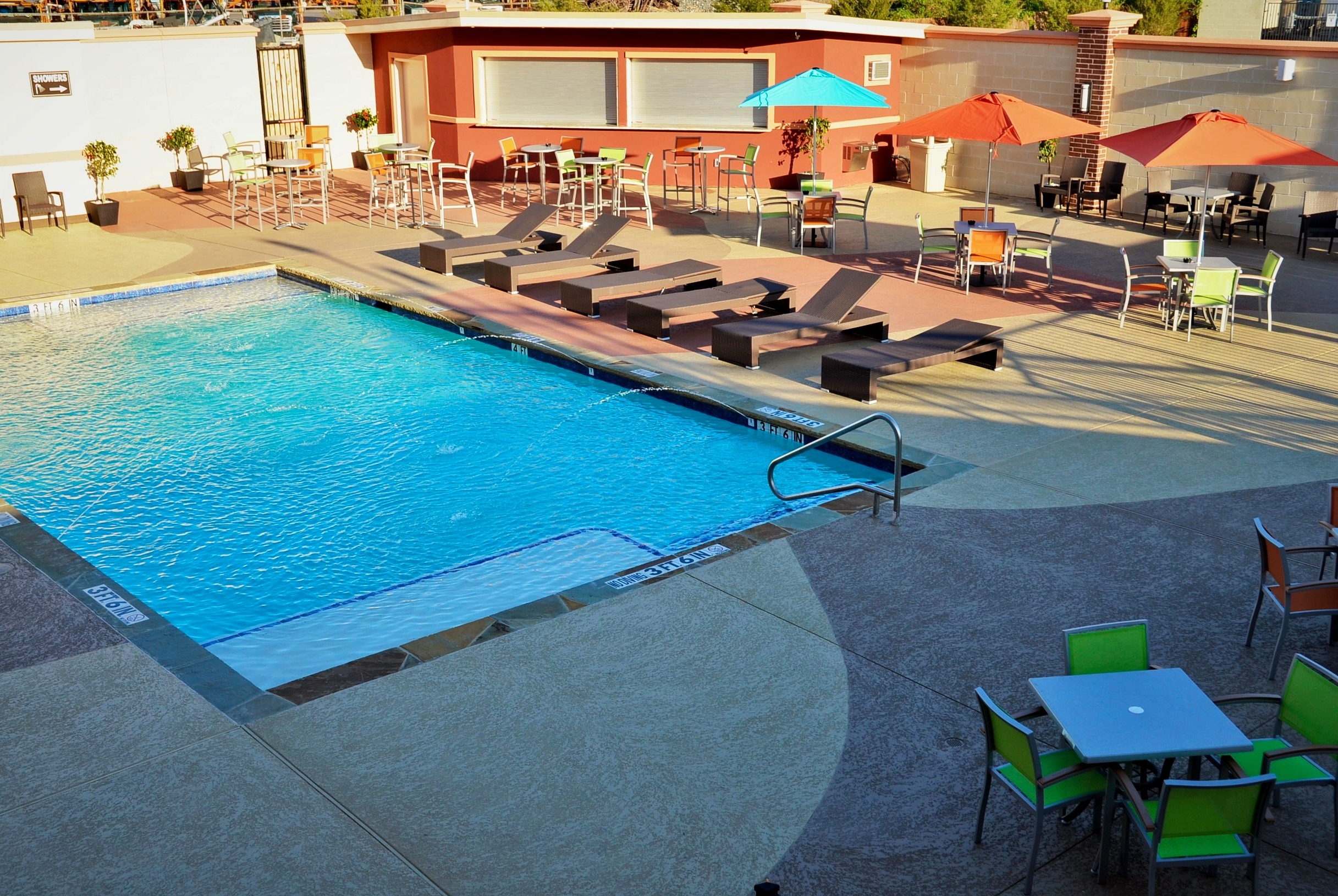 Lux Hotel Spa Trademark Collection By Wyndham Arlington Tx Hotels