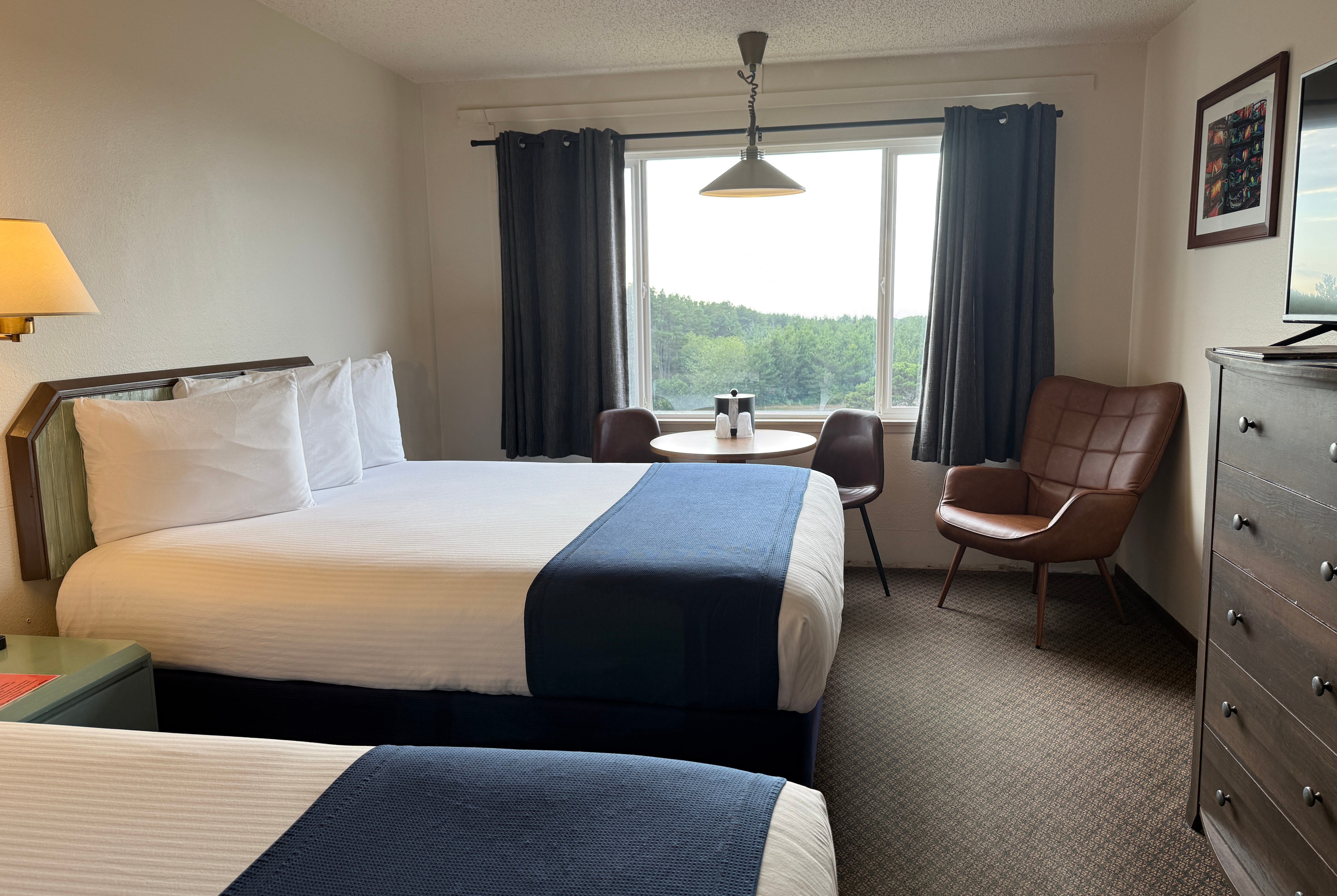 Guest room at the Chateau Westport Resort, Trademark Collection by Wyndham in Westport, Washington