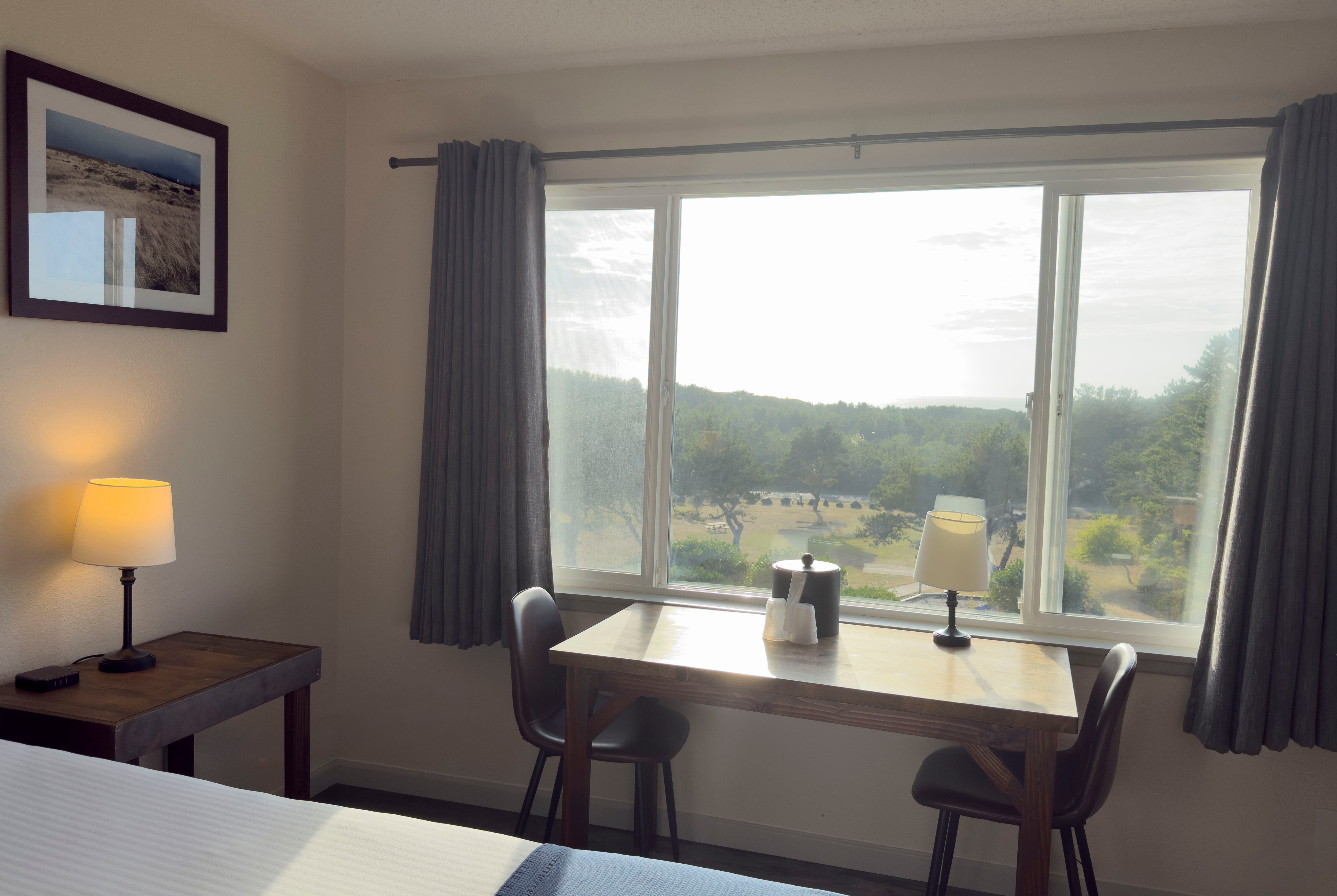 Guest room at the Chateau Westport Resort, Trademark Collection by Wyndham in Westport, Washington