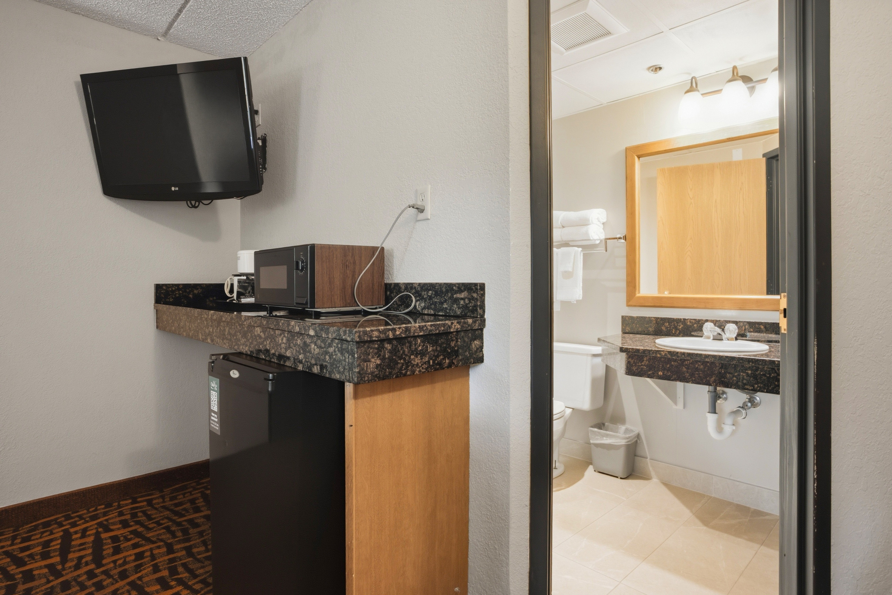 Guest room at the Chula Vista Resort, Trademark Collection by Wyndham in Wisconsin Dells, Wisconsin