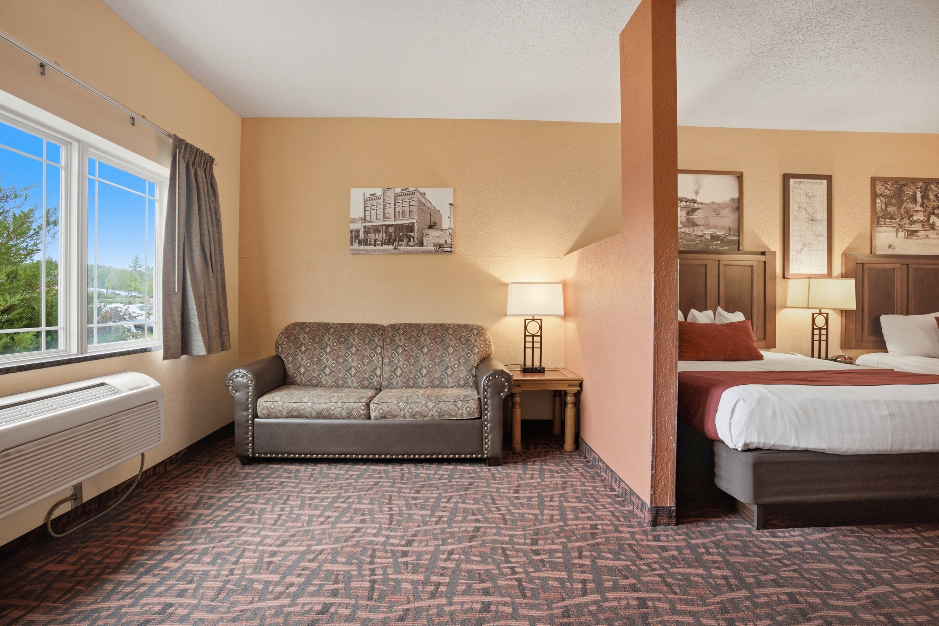 Guest room at the Chula Vista Resort, Trademark Collection by Wyndham in Wisconsin Dells, Wisconsin
