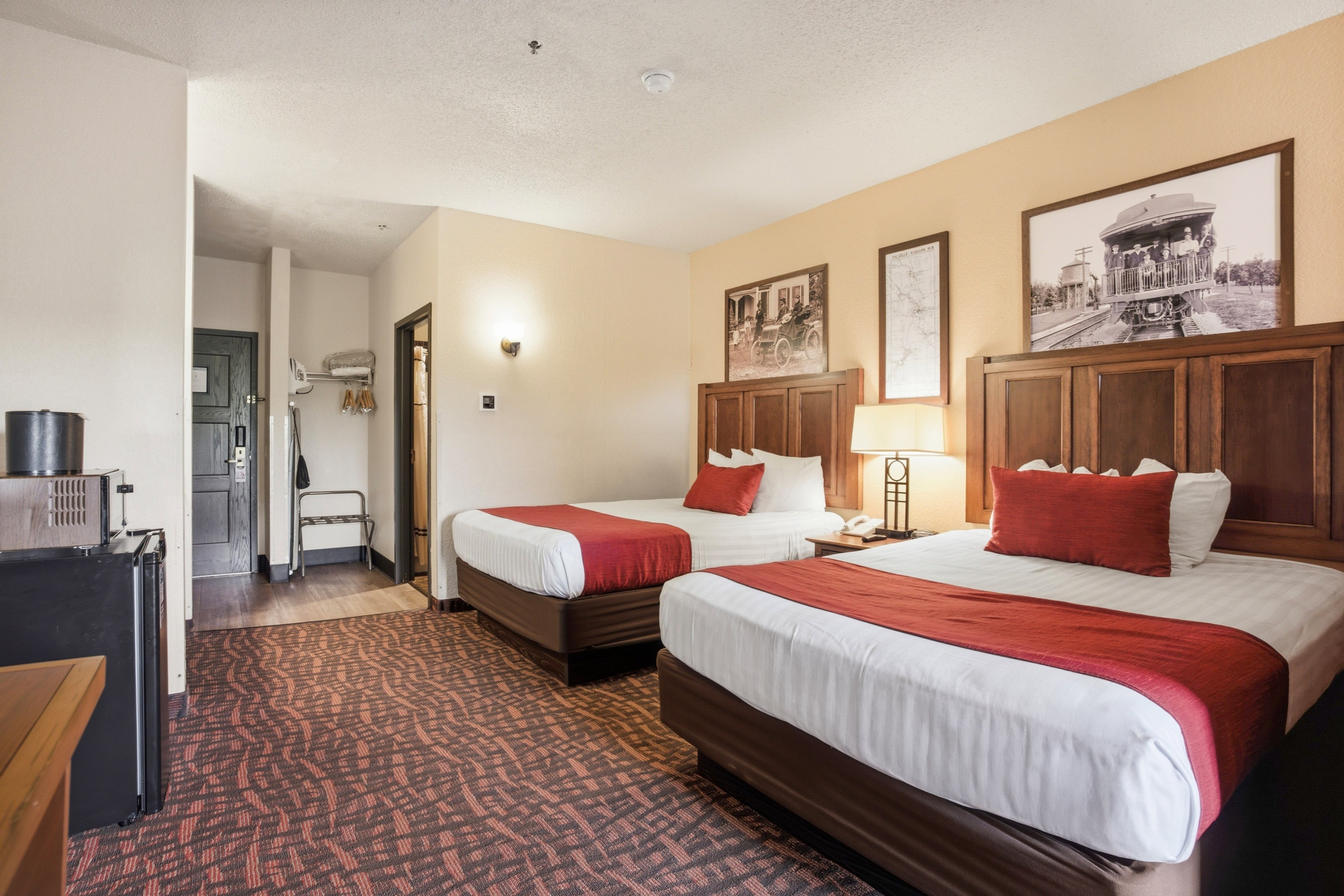Guest room at the Chula Vista Resort, Trademark Collection by Wyndham in Wisconsin Dells, Wisconsin