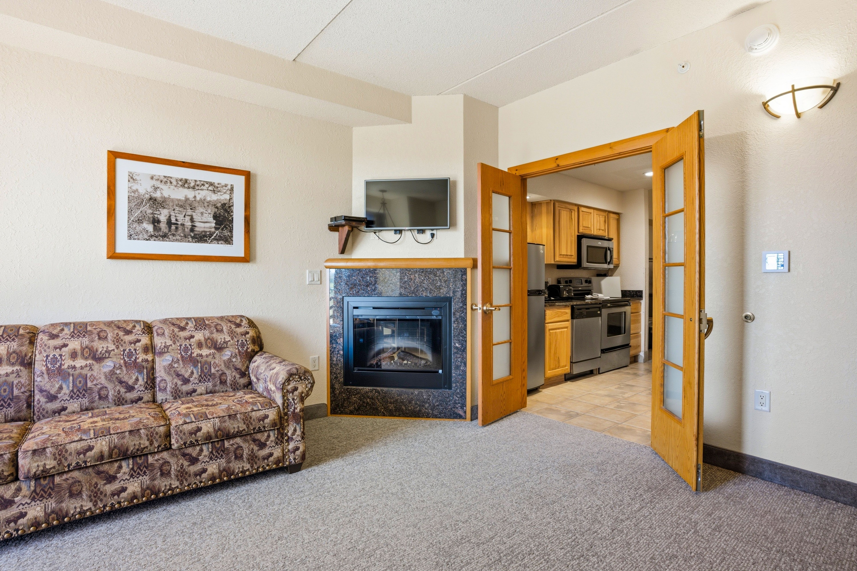 Guest room at the Chula Vista Resort, Trademark Collection by Wyndham in Wisconsin Dells, Wisconsin