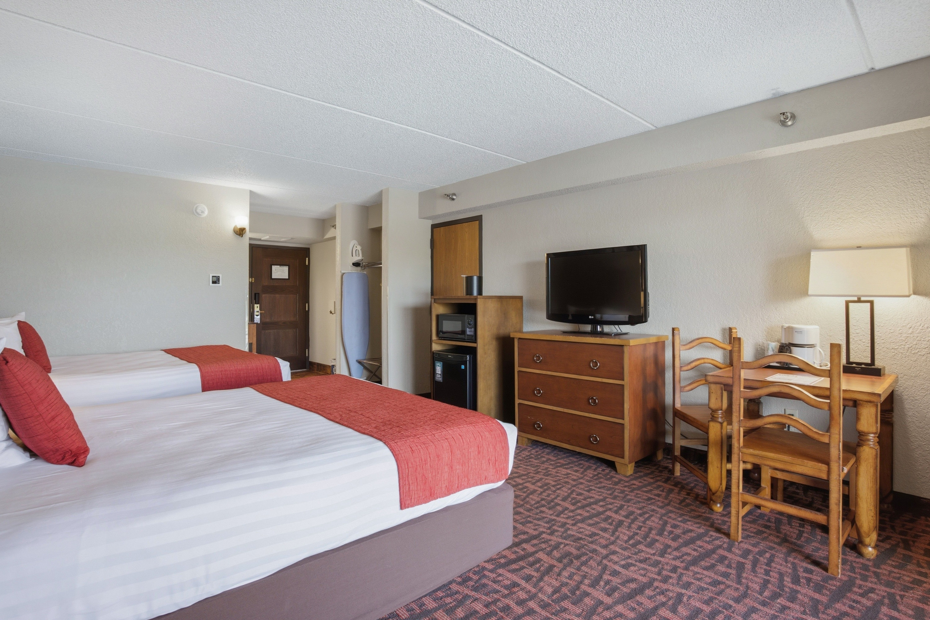 Guest room at the Chula Vista Resort, Trademark Collection by Wyndham in Wisconsin Dells, Wisconsin