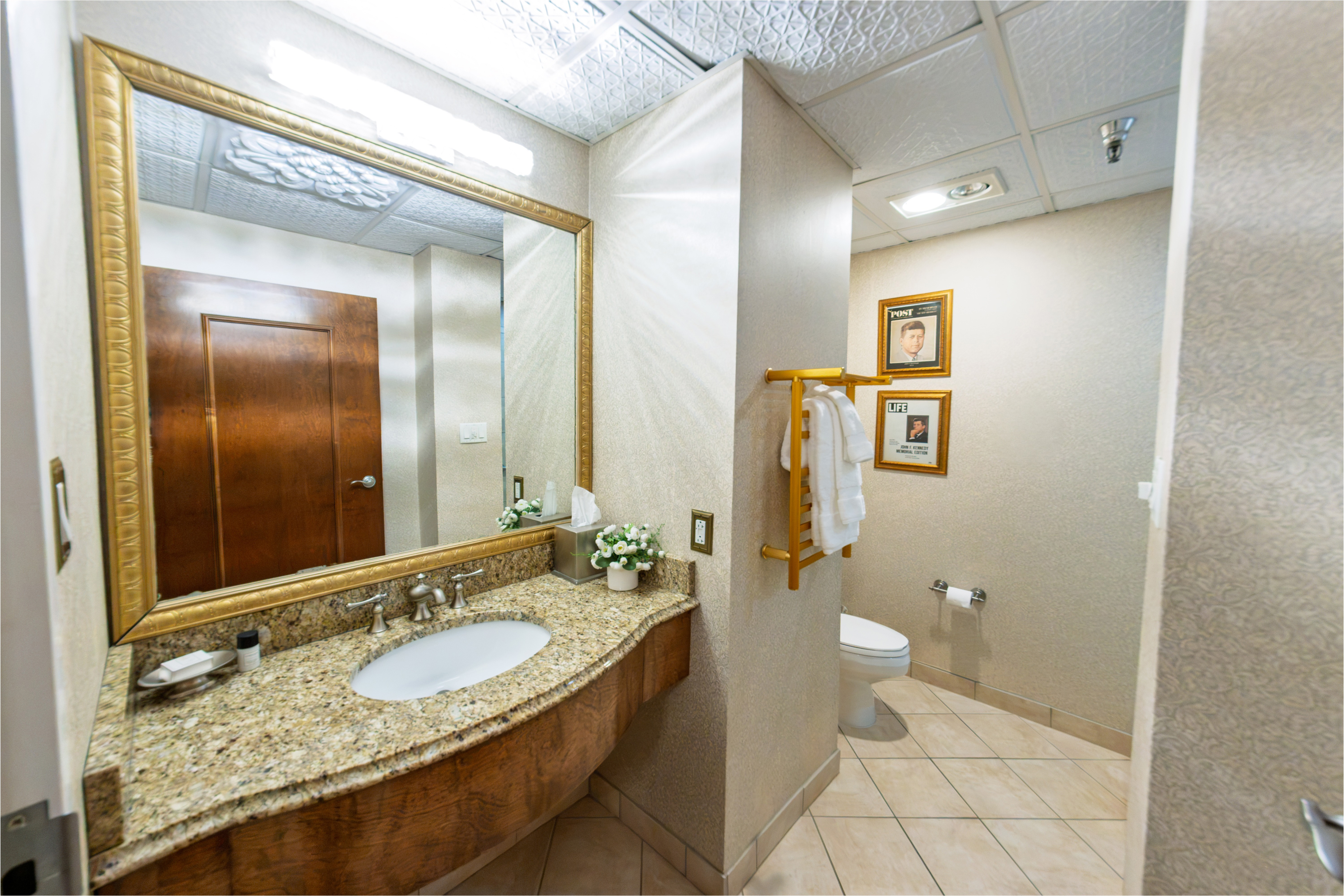 Guest room bath at the The Blennerhassett Giovanni Hotel, Trademark Coll. by Wyndha in Parkersburg, West Virginia