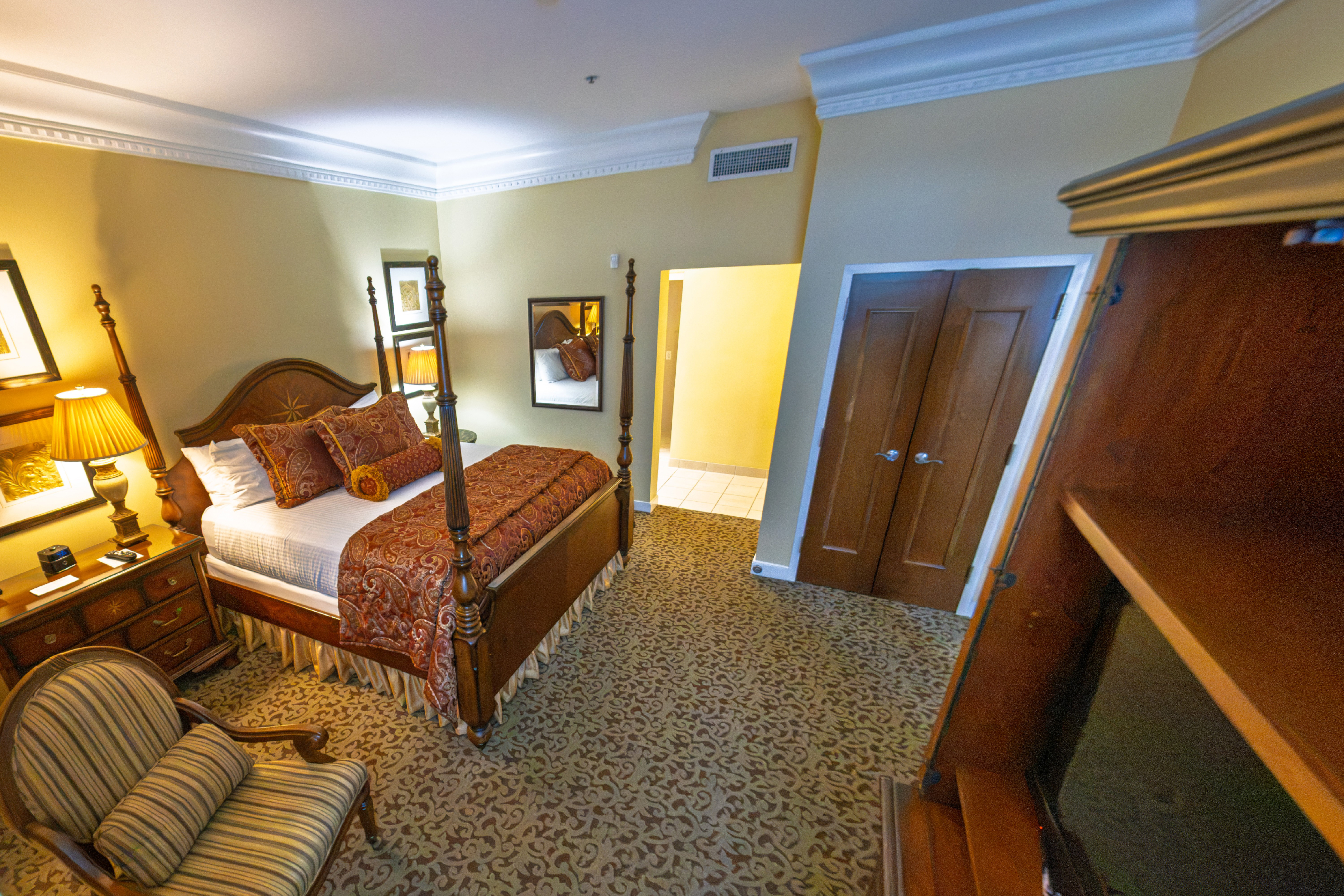 Guest room at the The Blennerhassett Giovanni Hotel, Trademark Coll. by Wyndha in Parkersburg, West Virginia