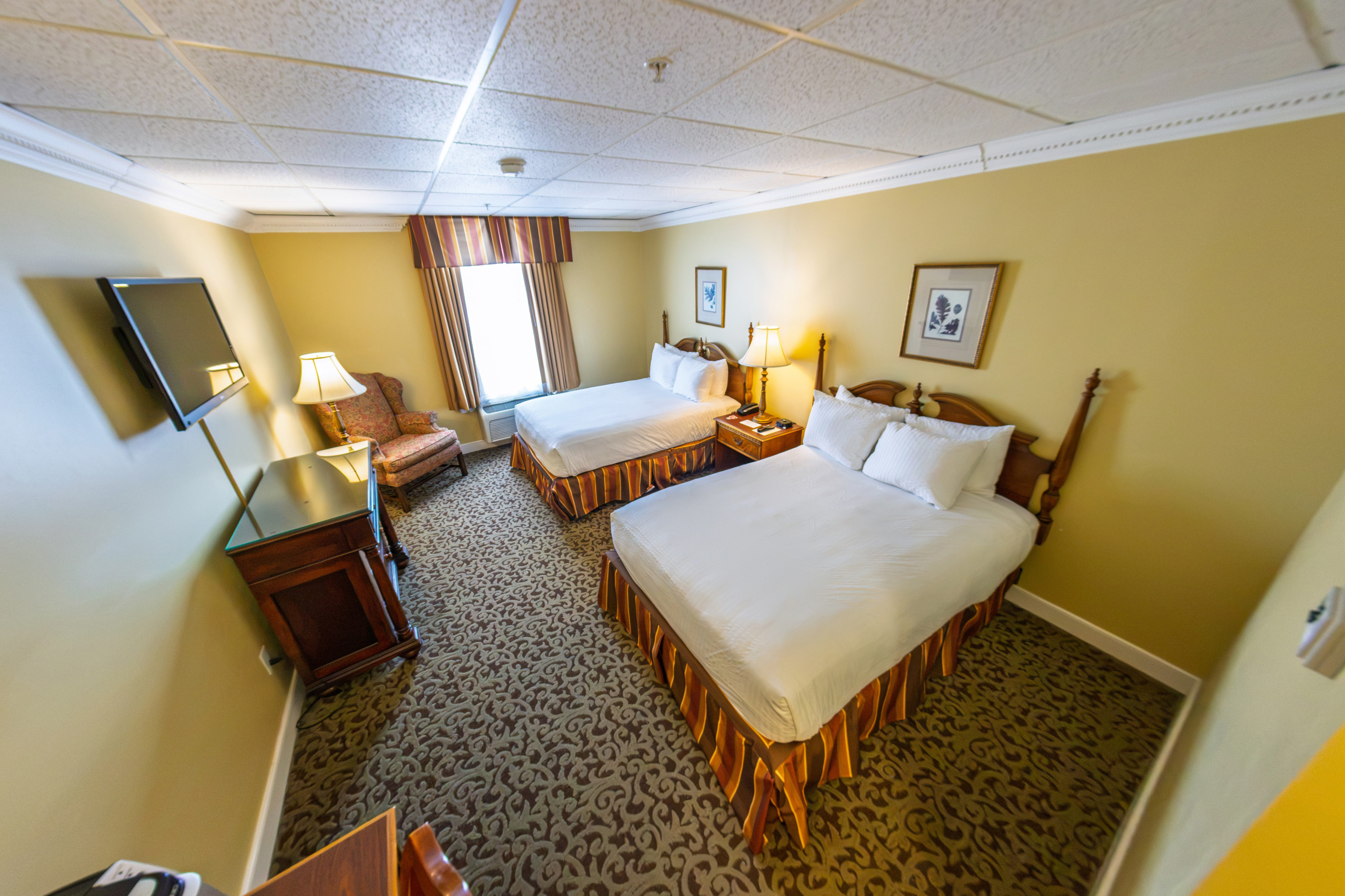 Guest room at the The Blennerhassett Giovanni Hotel, Trademark Coll. by Wyndha in Parkersburg, West Virginia