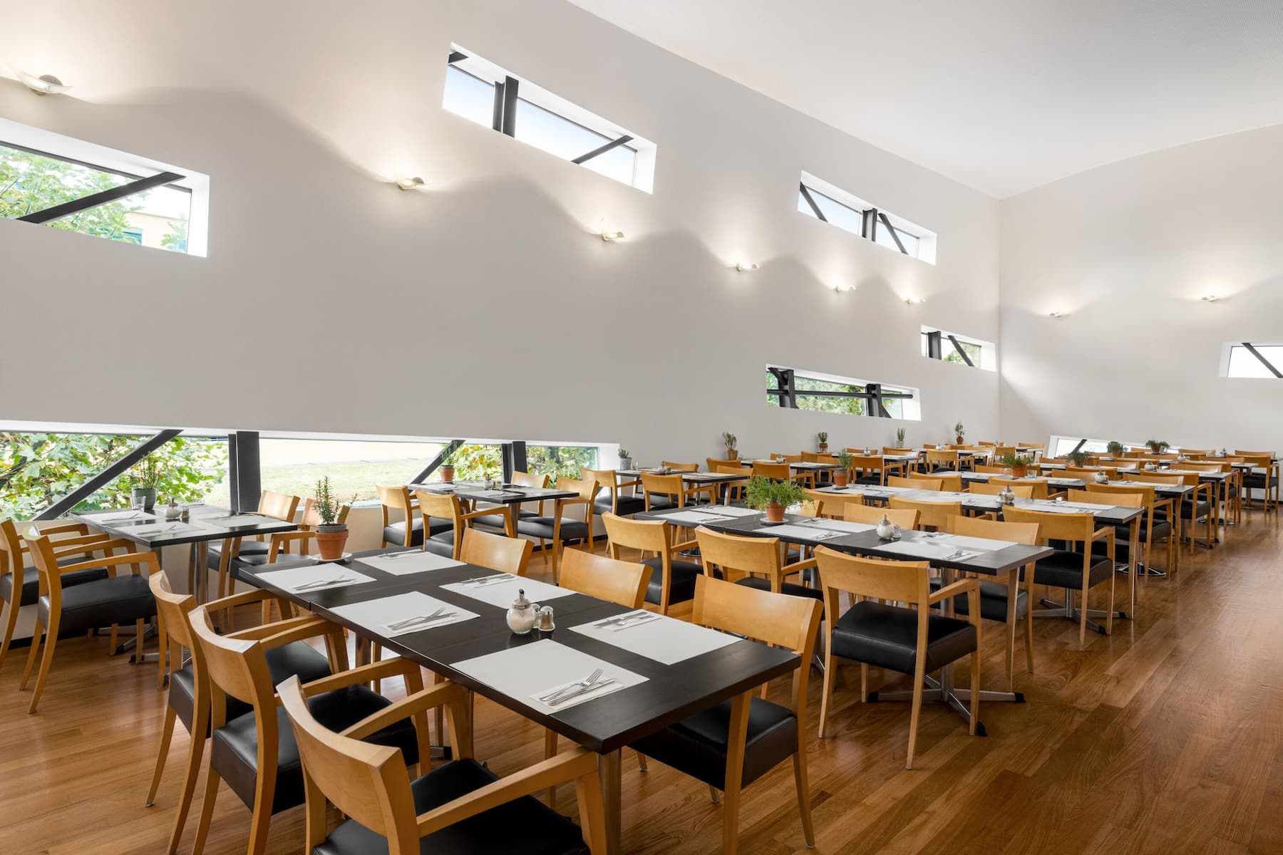 Vienna House by Wyndham Martinspark Dornbirn restaurant in Dornbirn, Other than US/Canada