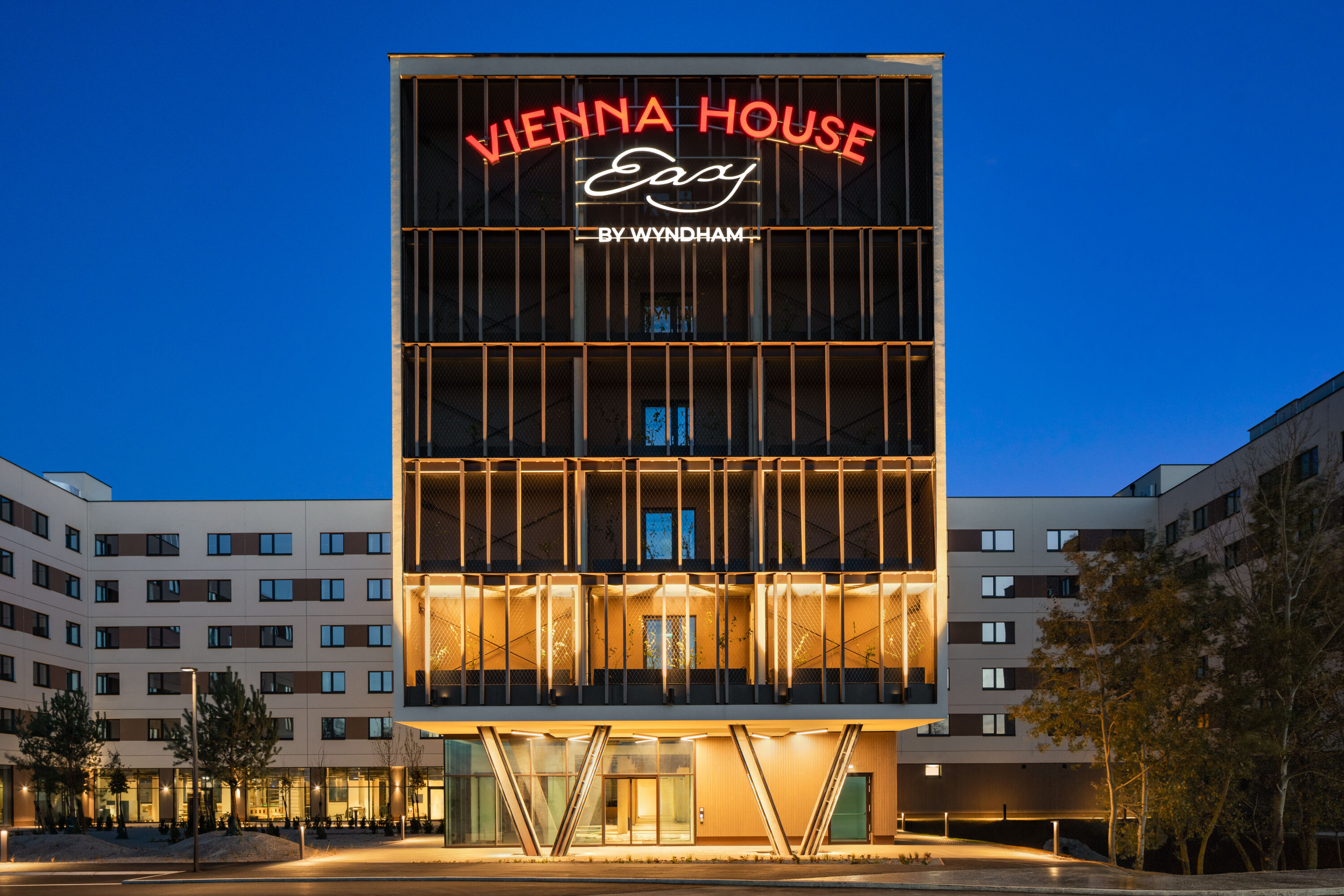 Exterior of Vienna House Easy by Wyndham Vienna Airport hotel in Schwechat, Other than US/Canada