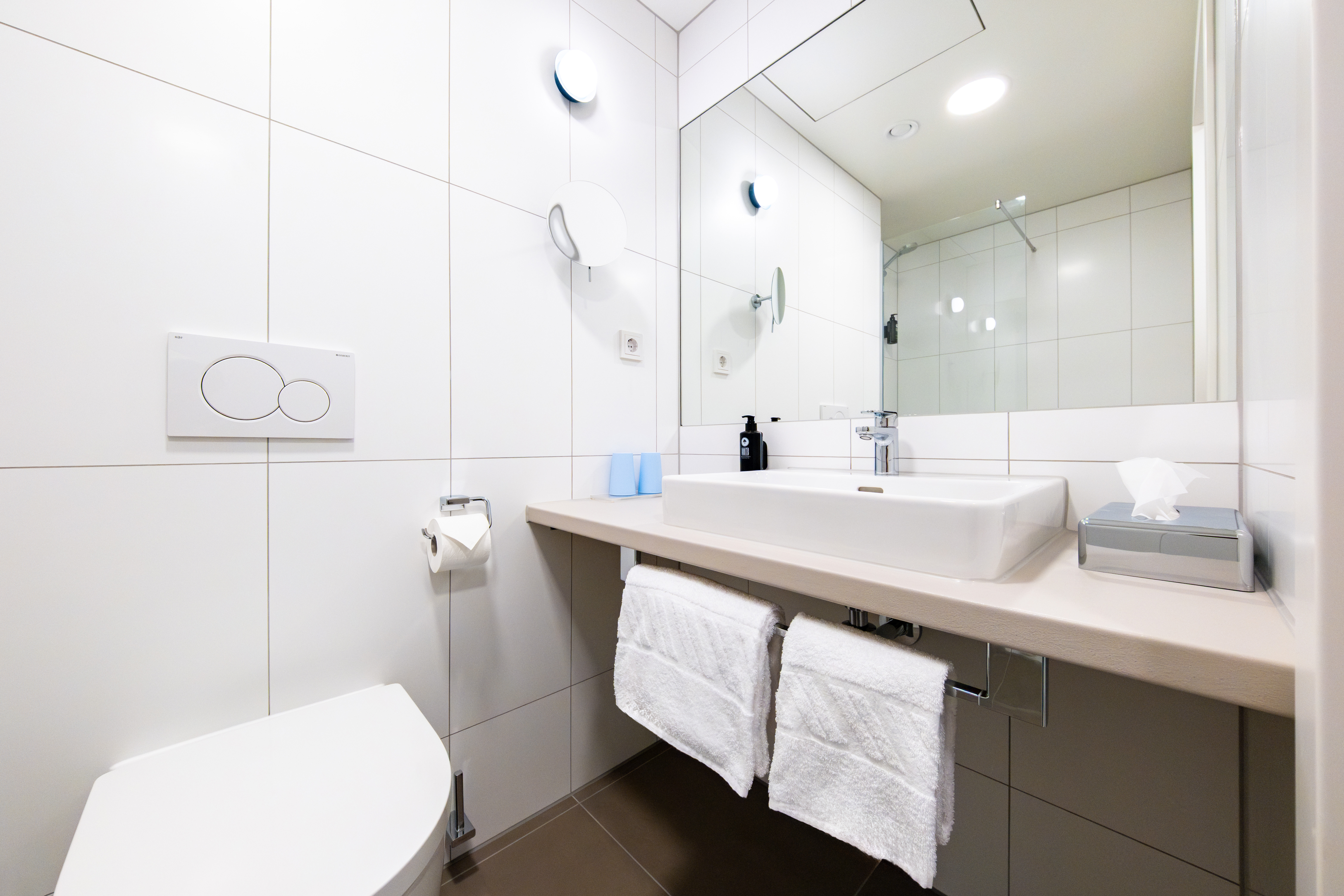 Guest room bath at the Vienna House Easy by Wyndham Vienna Airport in Schwechat, Other than US/Canada