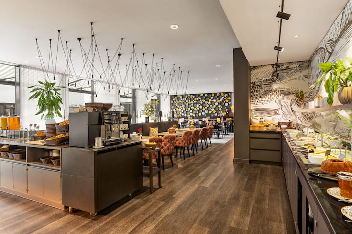 Free breakfast at Vienna House by Wyndham Zur Bleiche Schaffhausen in Schaffhausen, Other than US/Canada