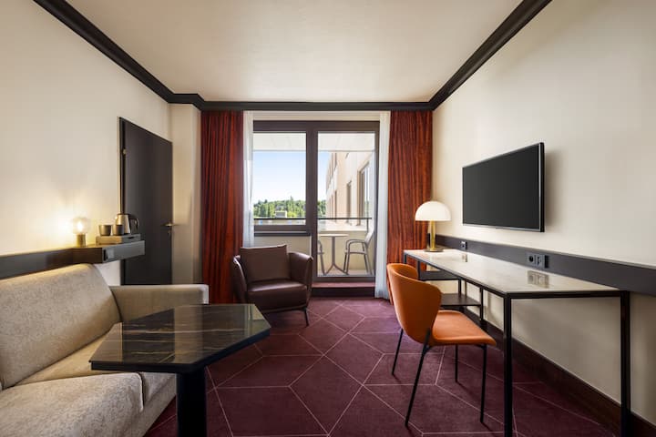 Vienna House by Wyndham Diplomat Prague suite in Prague, Other than US/Canada