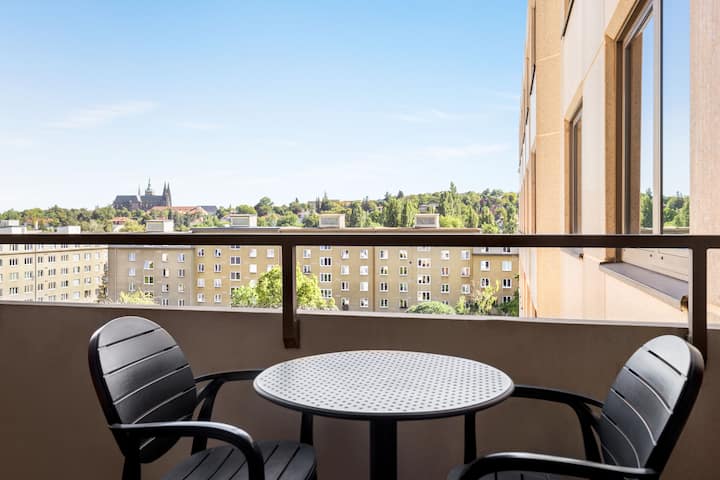 Vienna House by Wyndham Diplomat Prague suite in Prague, Other than US/Canada