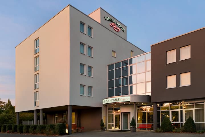 Exterior of Vienna House Easy by Wyndham Amberg hotel in Amberg, Other than US/Canada