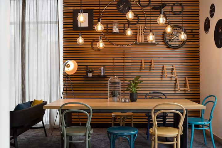 Bar at Vienna House Easy by Wyndham Bad Oeynhausen in Bad Oeynhausen, Other than US/Canada