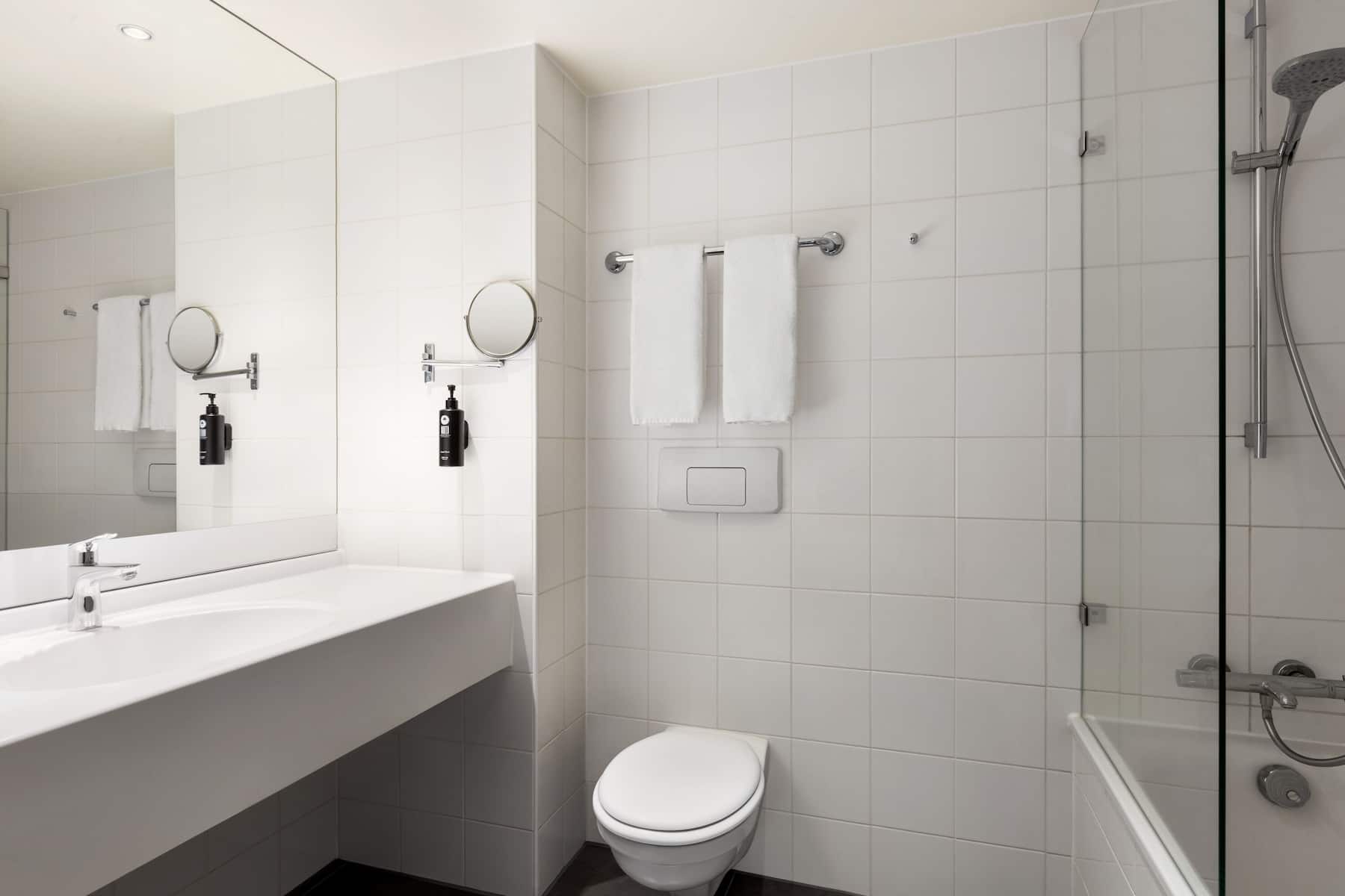 Guest room bath at the Vienna House Easy by Wyndham Bad Oeynhausen in Bad Oeynhausen, Other than US/Canada