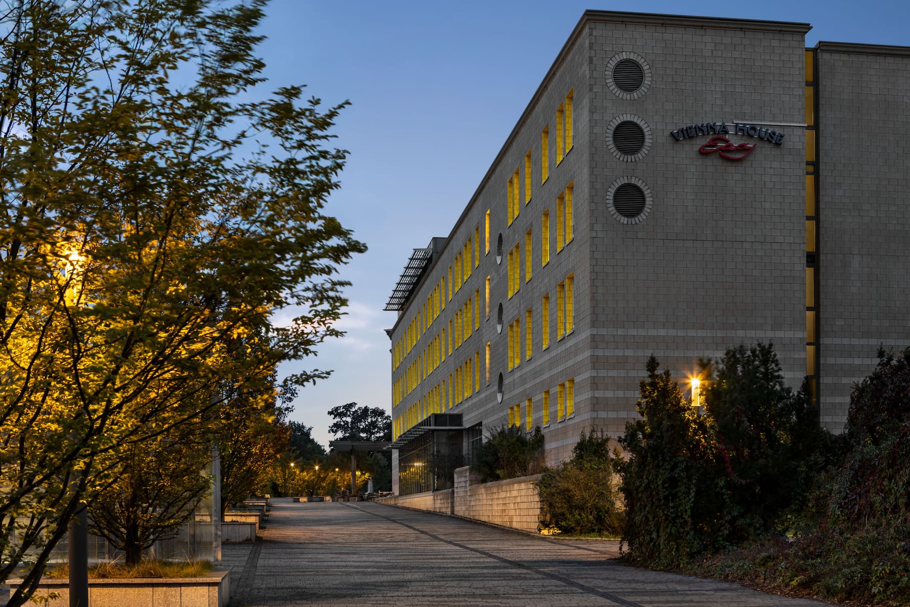 Exterior of Vienna House Easy by Wyndham Bad Oeynhausen hotel in Bad Oeynhausen, Other than US/Canada