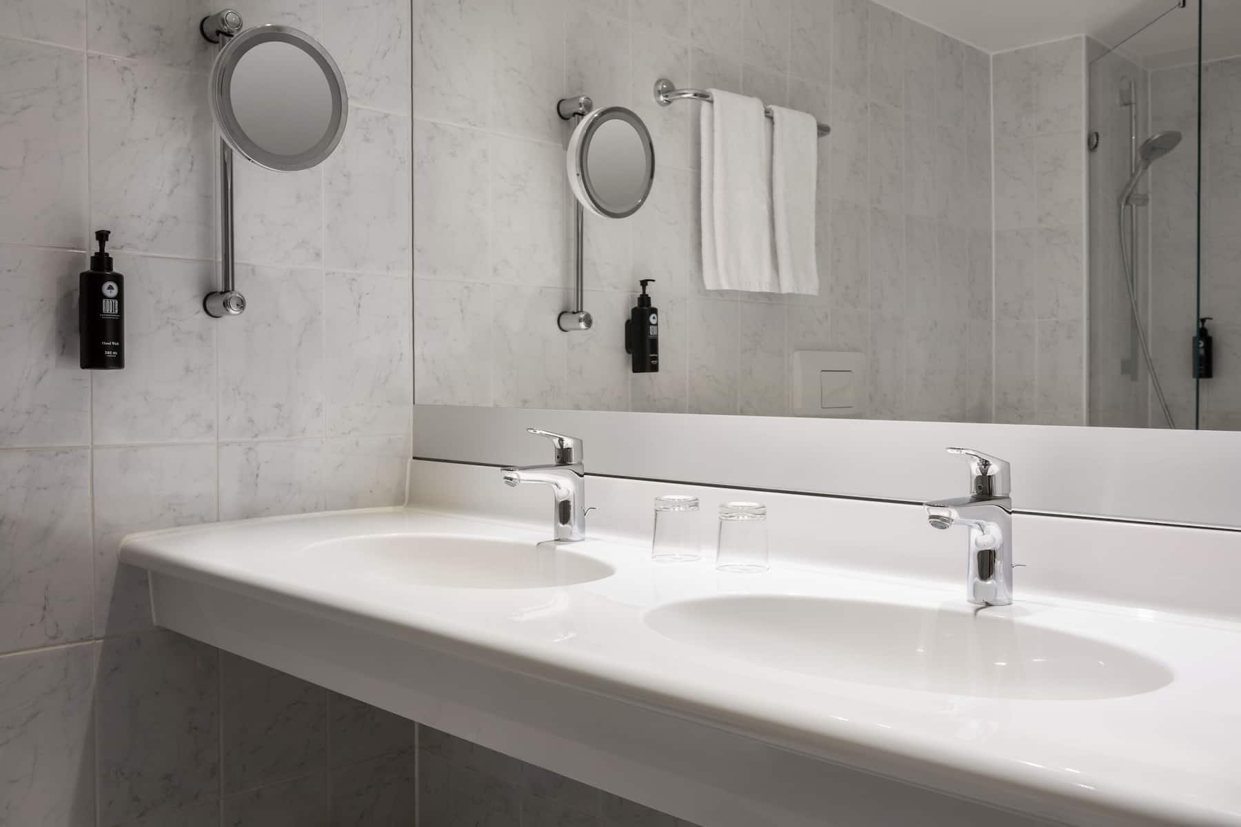 Vienna House Easy by Wyndham Bad Oeynhausen suite in Bad Oeynhausen, Other than US/Canada
