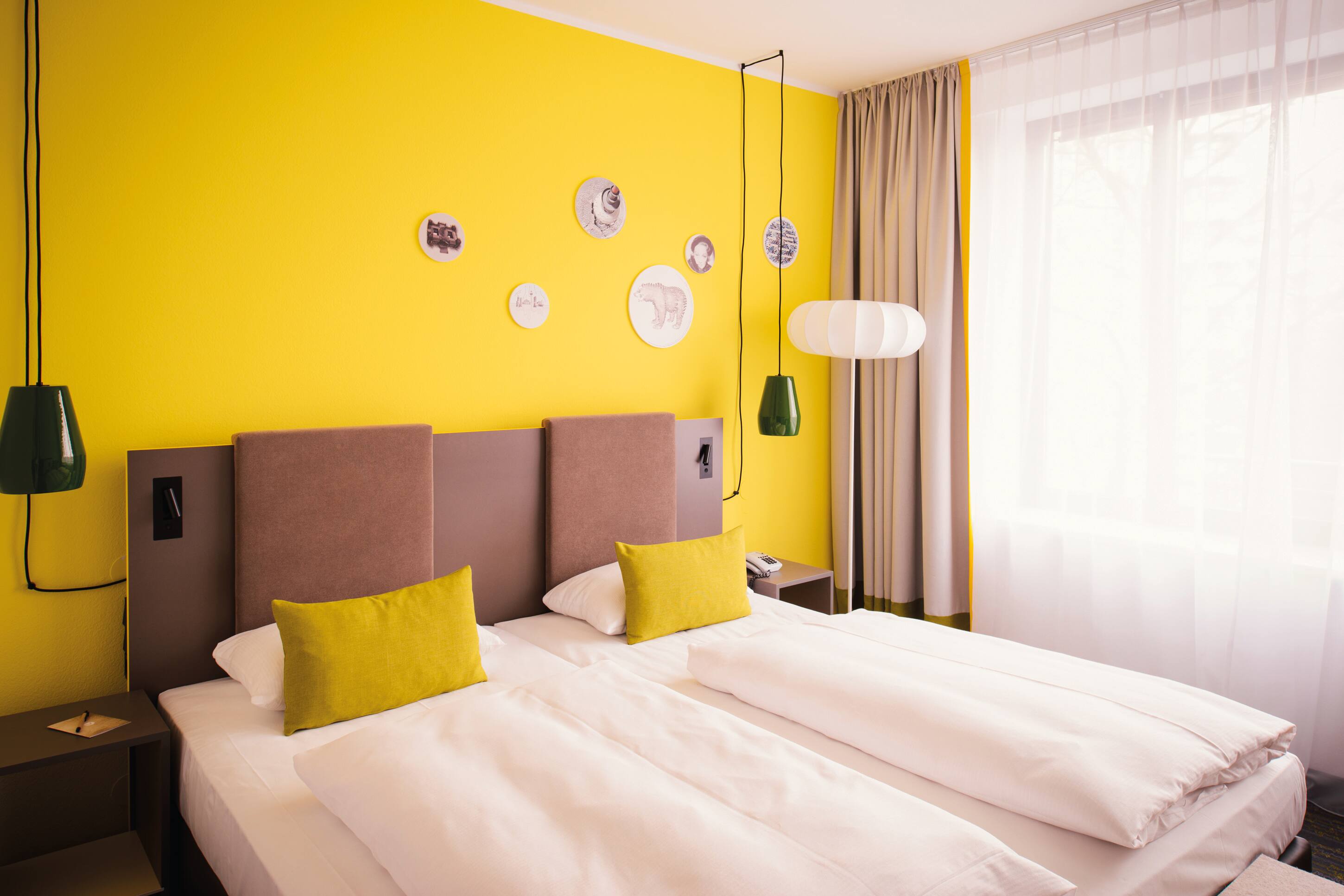 洋書 Vienna-Berlin Vienna House Easy by Wyndham Berlin PrenzlauerBerg | £30pp