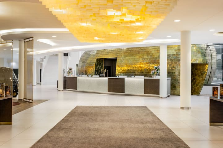 Vienna House by Wyndham Andel's Berlin reception in Berlin, Other than US/Canada