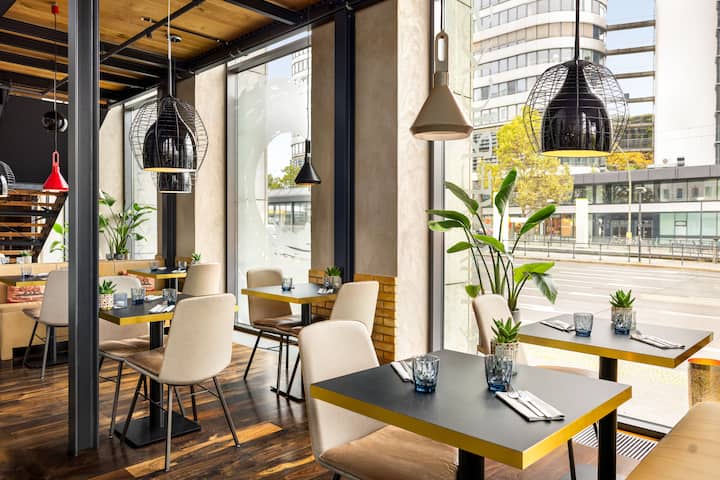 Vienna House by Wyndham Andel's Berlin restaurant in Berlin, Other than US/Canada