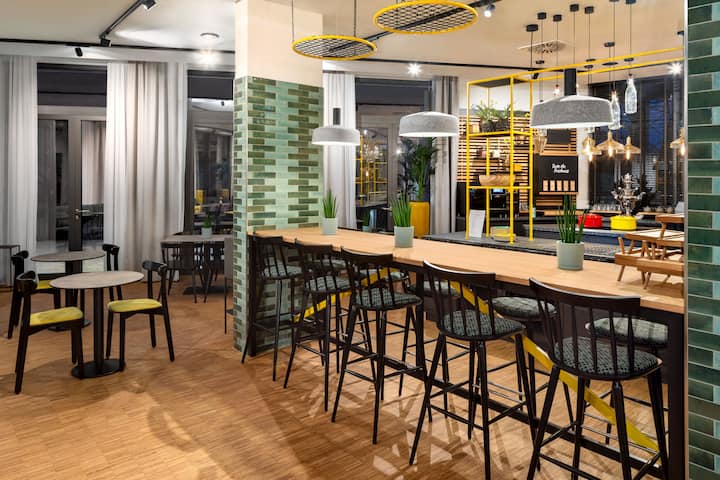 Vienna House Easy by Wyndham Berlin Potsdamer Platz restaurant in Berlin, Other than US/Canada