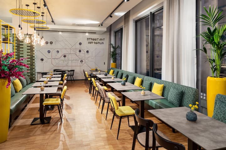 Vienna House Easy by Wyndham Berlin Potsdamer Platz restaurant in Berlin, Other than US/Canada