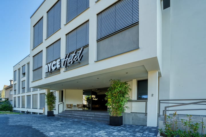 Exterior of Vienna House Easy by Wyndham Bonn hotel in Bonn, Other than US/Canada