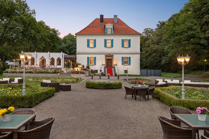 Back Exterior Image of Vienna House Easy by Wyndham Castrop-Rauxel hotel in Castrop Rauxel, Other than US/Canada