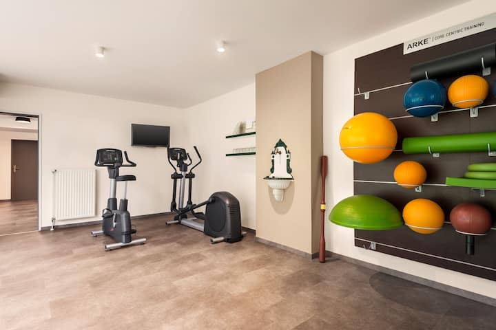 Fitness room at Vienna House Easy by Wyndham Castrop-Rauxel in Castrop Rauxel, Other than US/Canada