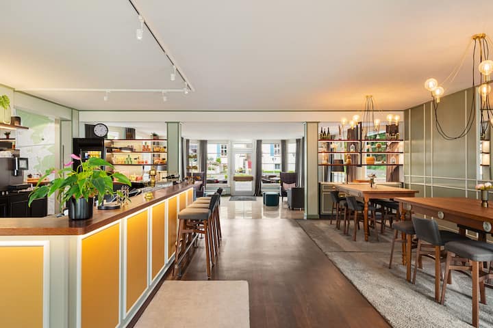 Vienna House Easy by Wyndham Castrop-Rauxel reception in Castrop Rauxel, Other than US/Canada
