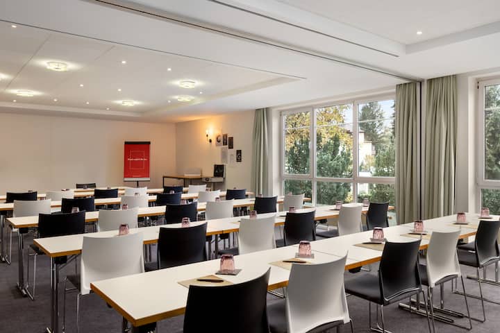 Classroom meeting room at Vienna House Easy by Wyndham Coburg in Coburg, Other than US/Canada