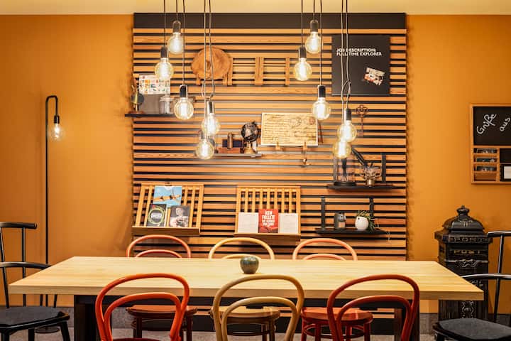 Vienna House Easy by Wyndham Coburg reception in Coburg, Other than US/Canada
