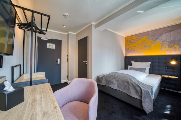 Guest room at the Vienna House Easy by Wyndham Dortmund in Dortmund, Other than US/Canada