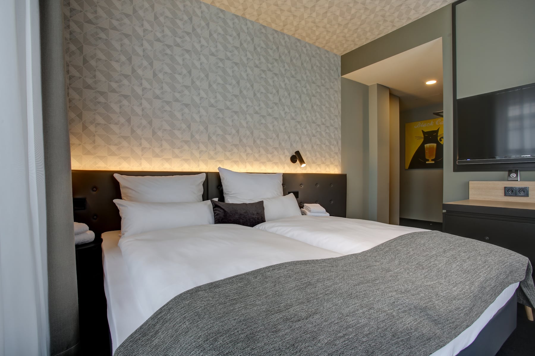 Guest room at the Vienna House Easy by Wyndham Dortmund in Dortmund, Other than US/Canada
