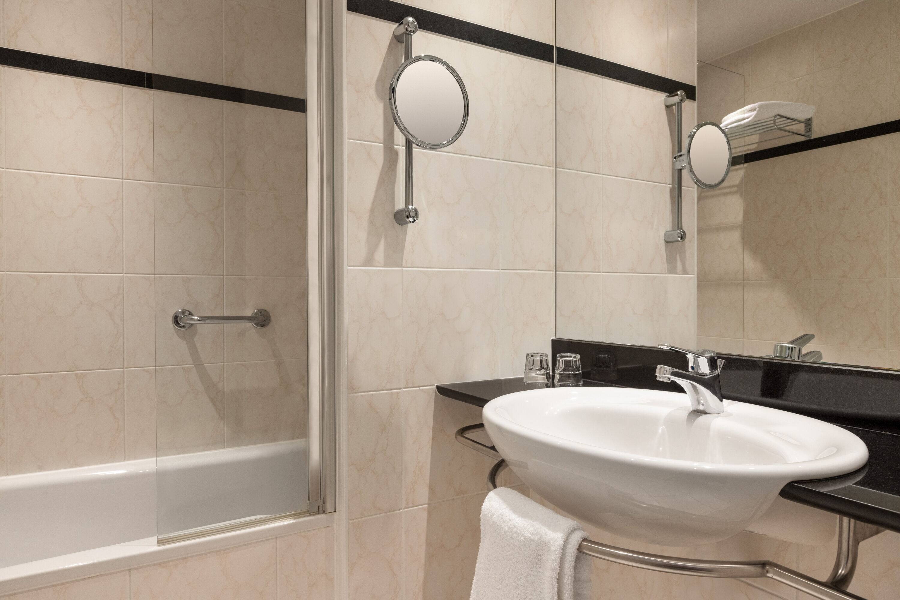 Guest room bath at the Vienna House by Wyndham Thuringer Hof Eisenach in Eisenach, Other than US/Canada