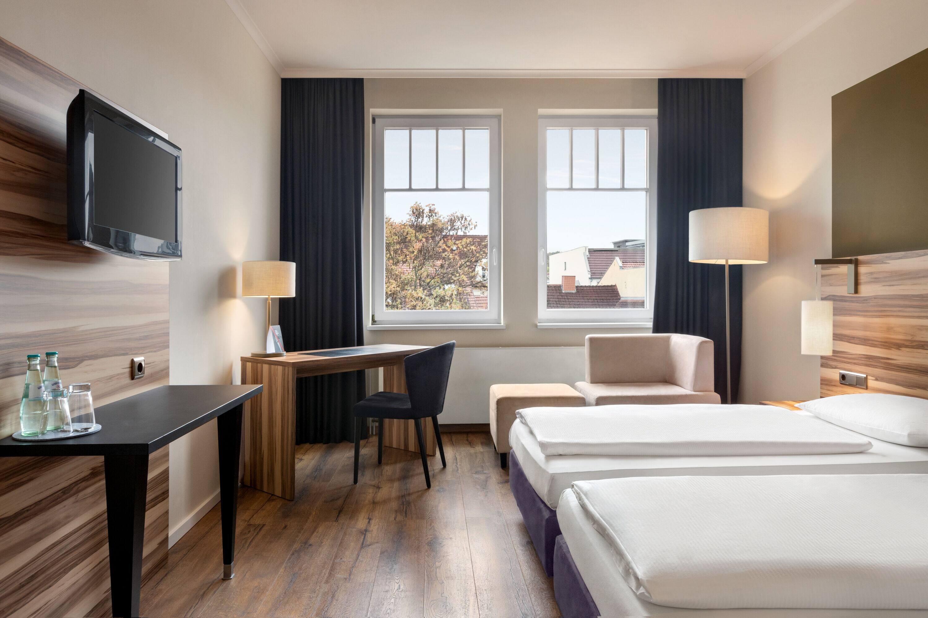 Guest room at the Vienna House by Wyndham Thuringer Hof Eisenach in Eisenach, Other than US/Canada