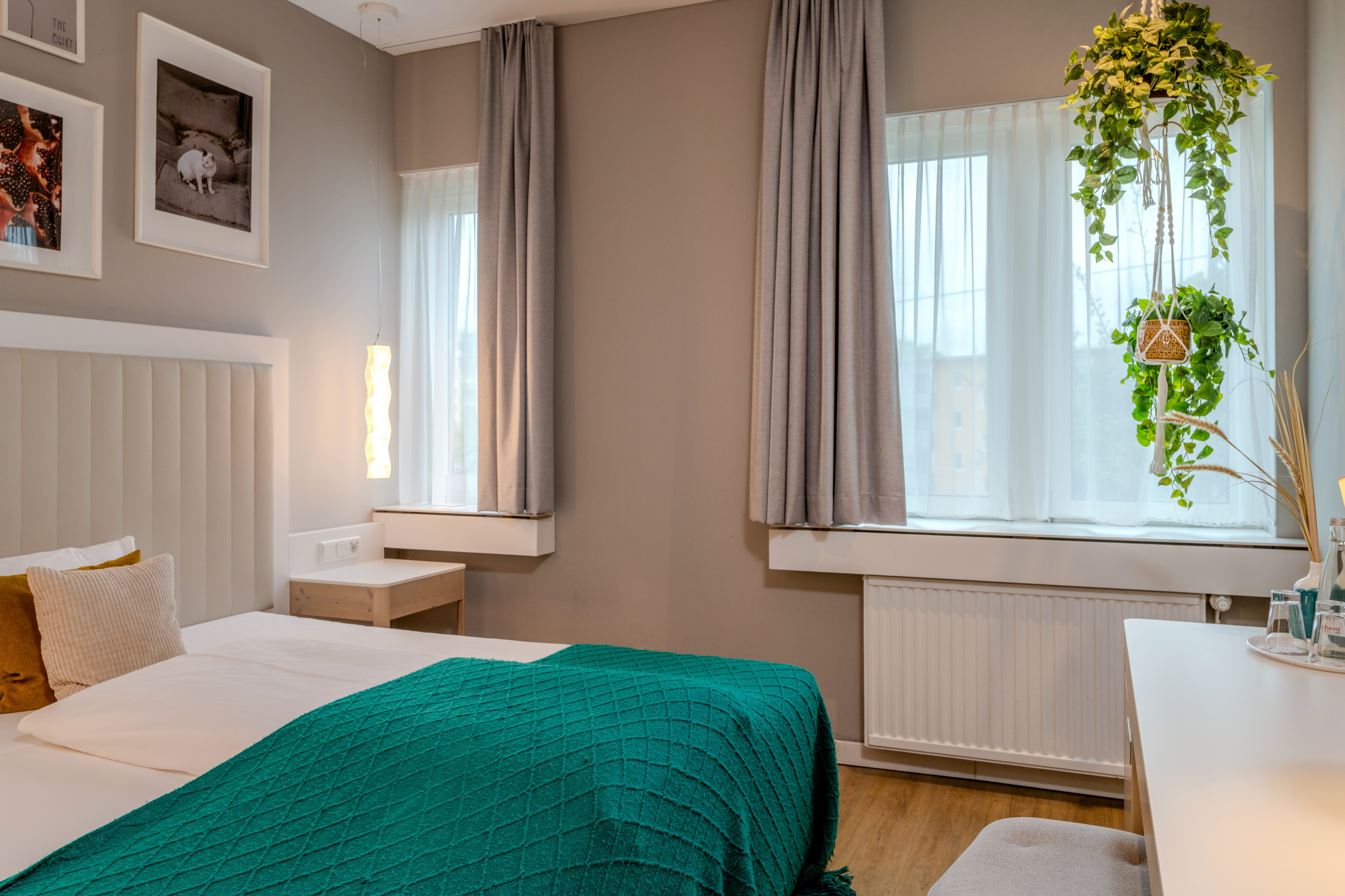 Guest room at the Vienna House by Wyndham Frankfurt South in Frankfurt am Main, Other than US/Canada